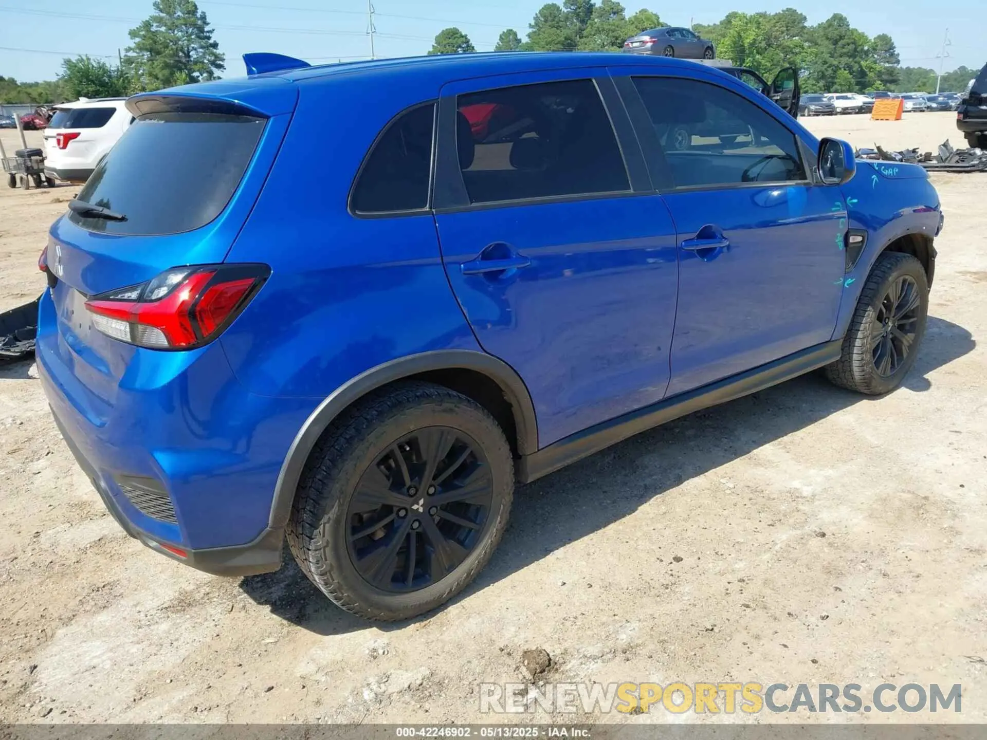 4 Photograph of a damaged car JA4APUAU9MU023925 MITSUBISHI OUTLANDER SPORT 2021