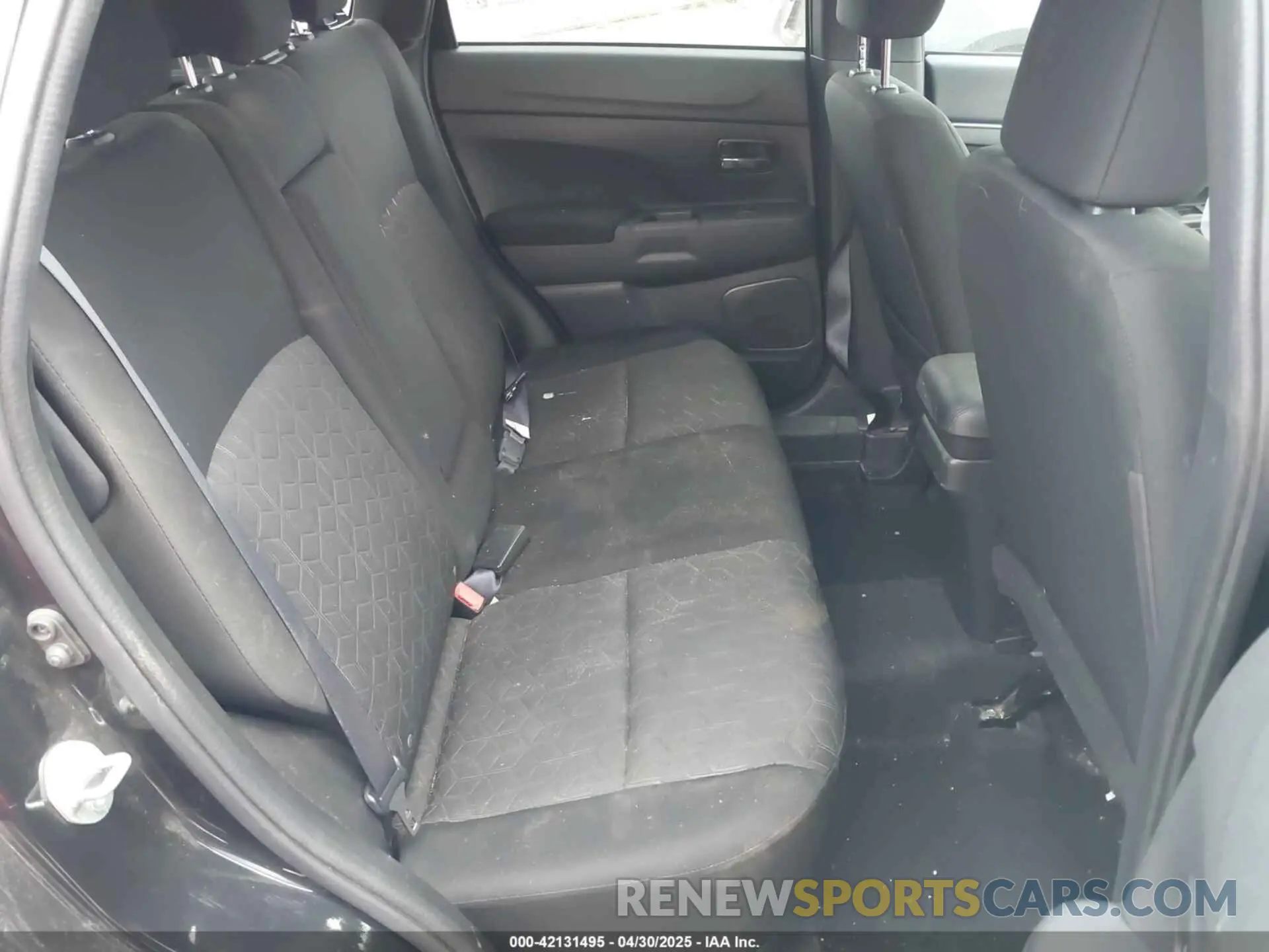8 Photograph of a damaged car JA4APUAUXMU016742 MITSUBISHI OUTLANDER SPORT 2021