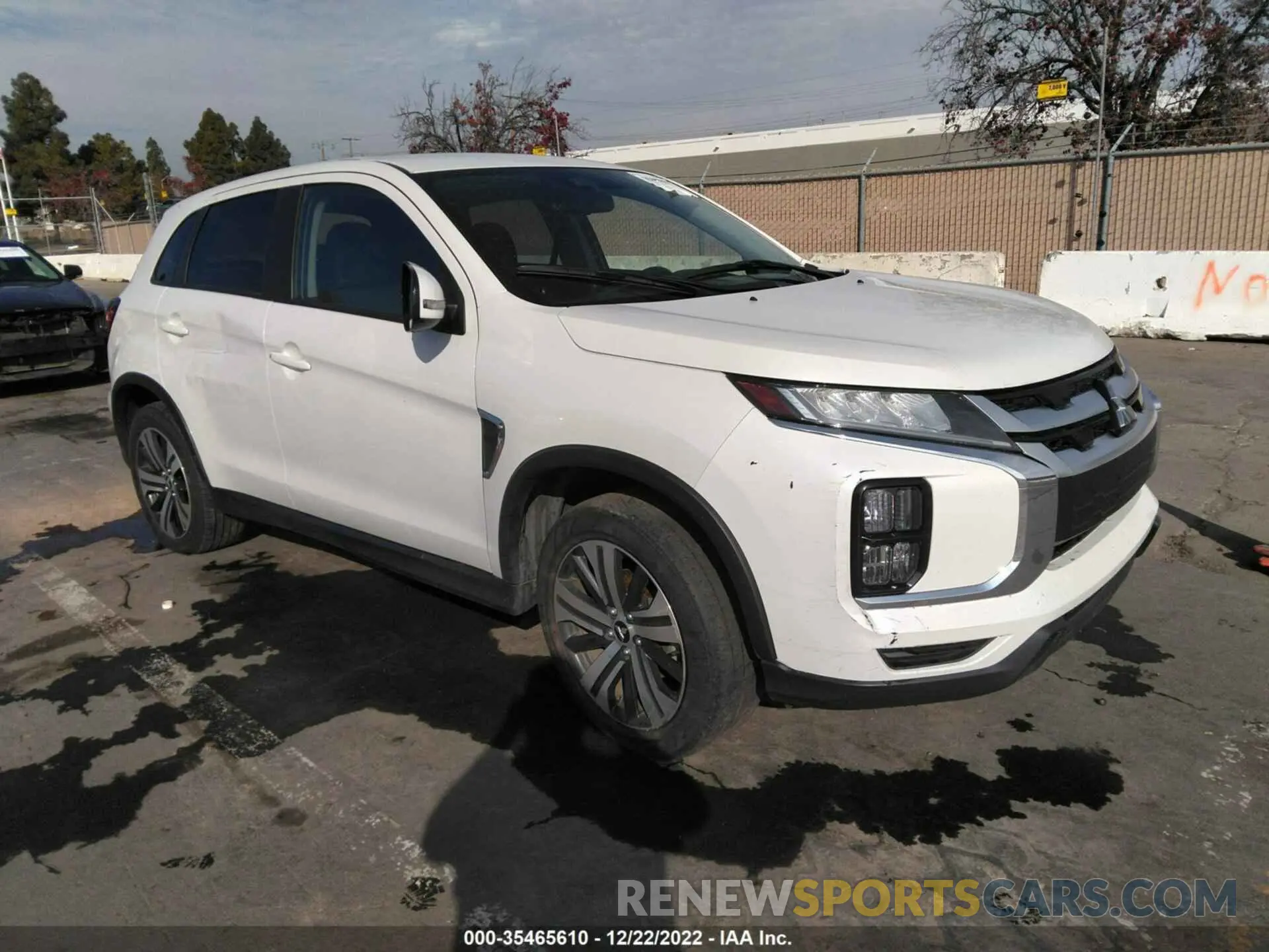 1 Photograph of a damaged car JA4APVAU5MU015892 MITSUBISHI OUTLANDER SPORT 2021