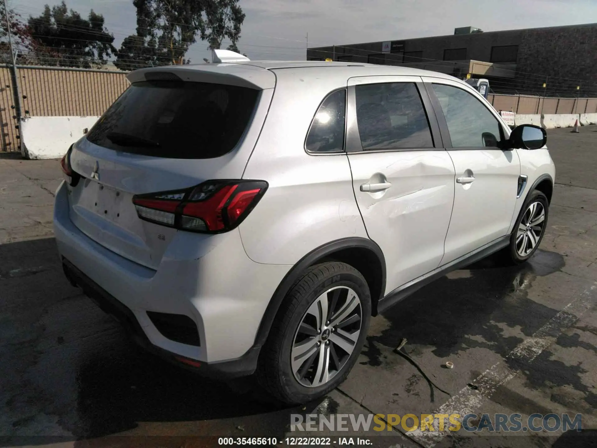 4 Photograph of a damaged car JA4APVAU5MU015892 MITSUBISHI OUTLANDER SPORT 2021