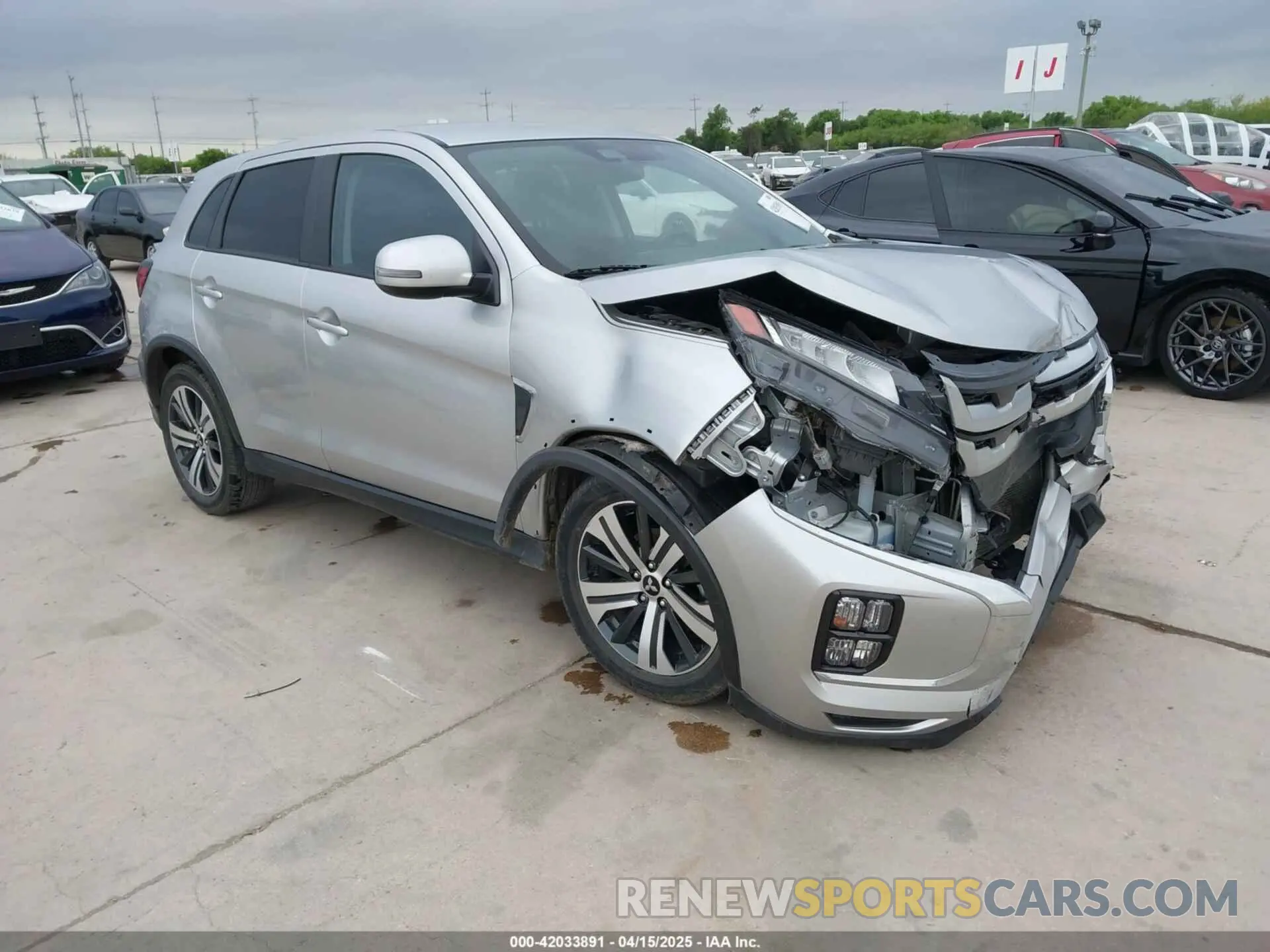1 Photograph of a damaged car JA4APVAU7MU015876 MITSUBISHI OUTLANDER SPORT 2021