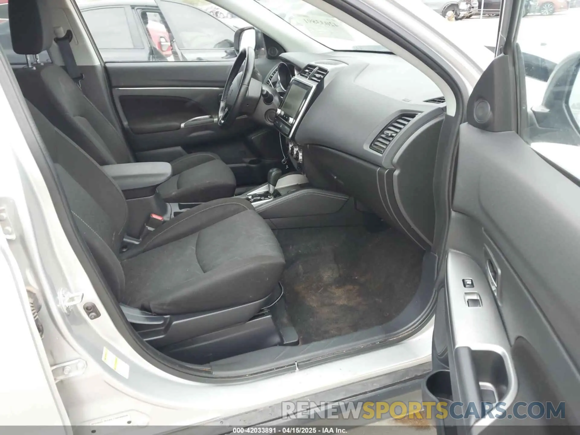 5 Photograph of a damaged car JA4APVAU7MU015876 MITSUBISHI OUTLANDER SPORT 2021