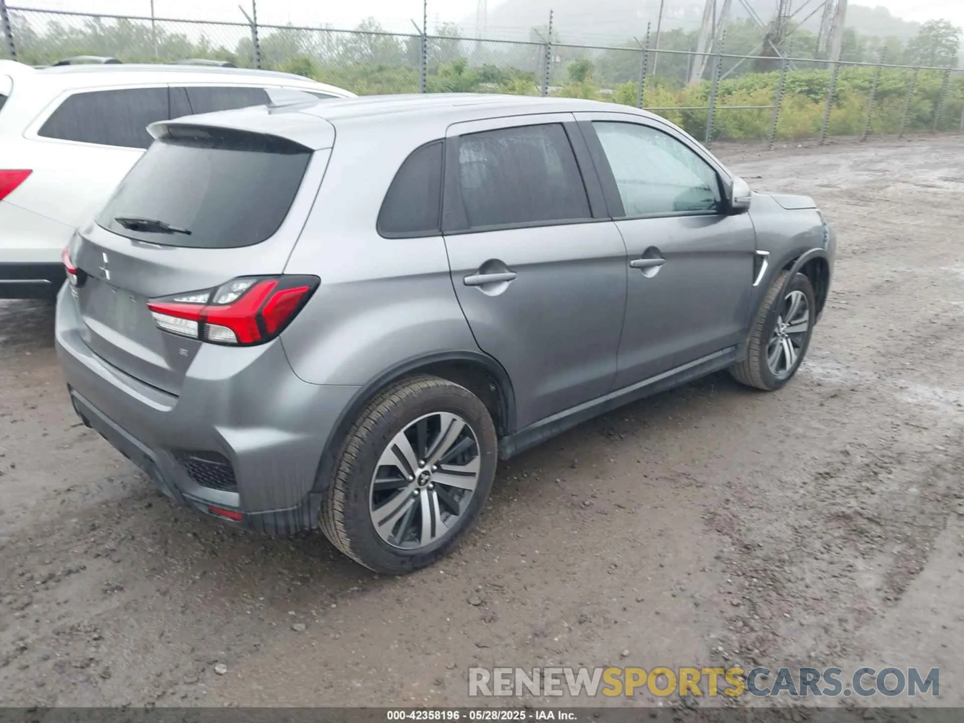 4 Photograph of a damaged car JA4APVAU8MU019547 MITSUBISHI OUTLANDER SPORT 2021