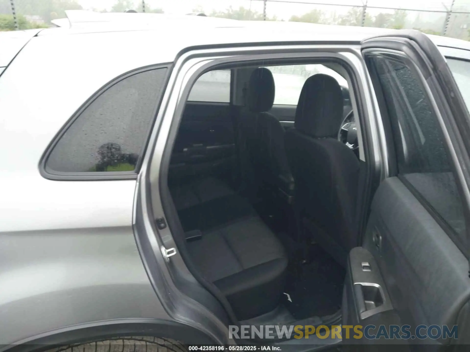 8 Photograph of a damaged car JA4APVAU8MU019547 MITSUBISHI OUTLANDER SPORT 2021