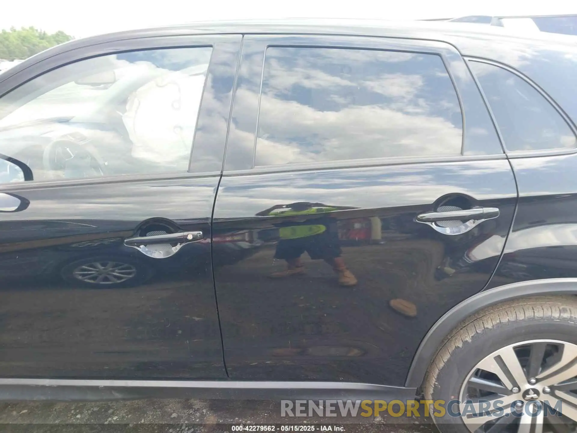 15 Photograph of a damaged car JA4APVAU8MU030791 MITSUBISHI OUTLANDER SPORT 2021