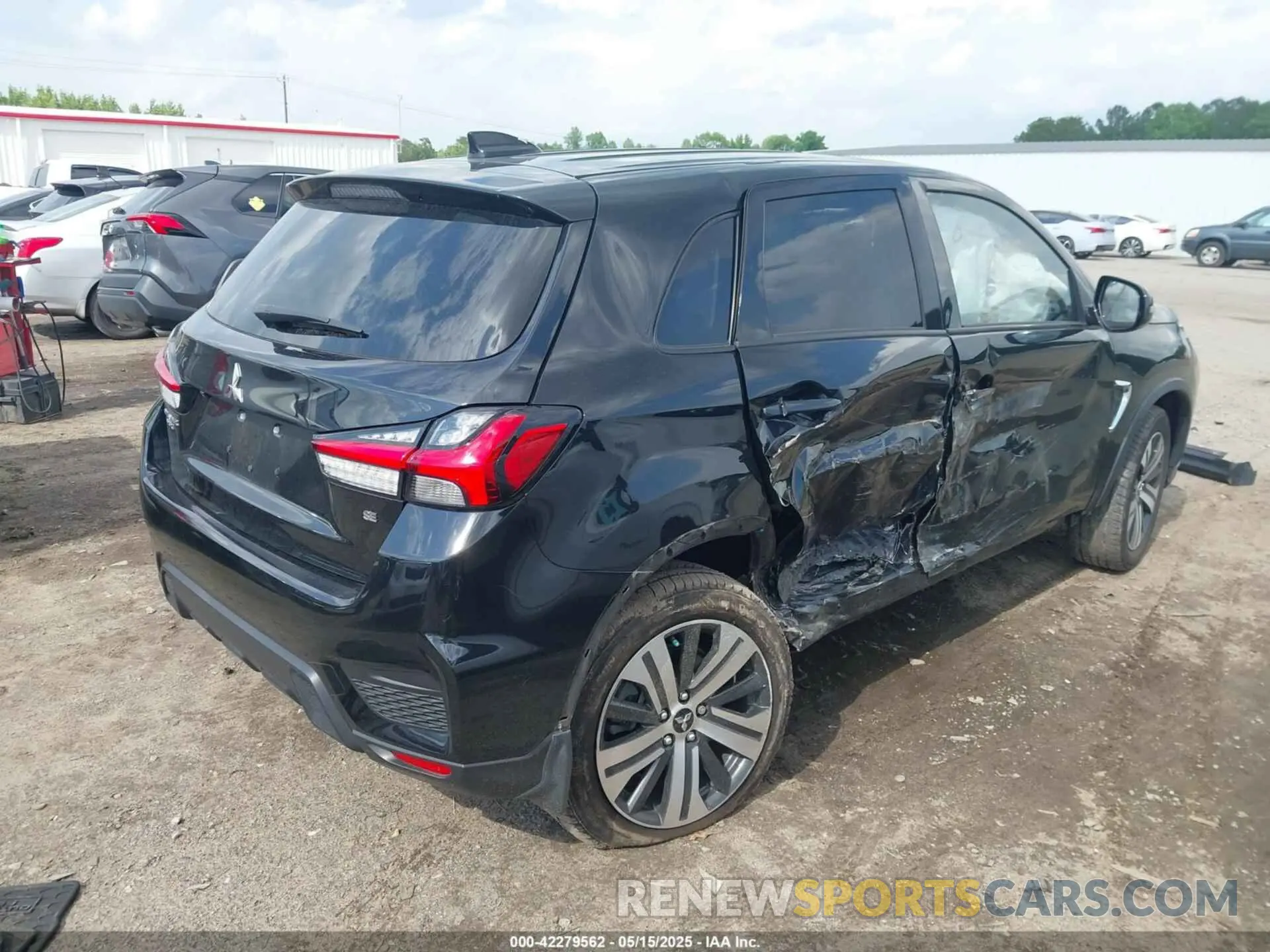 4 Photograph of a damaged car JA4APVAU8MU030791 MITSUBISHI OUTLANDER SPORT 2021