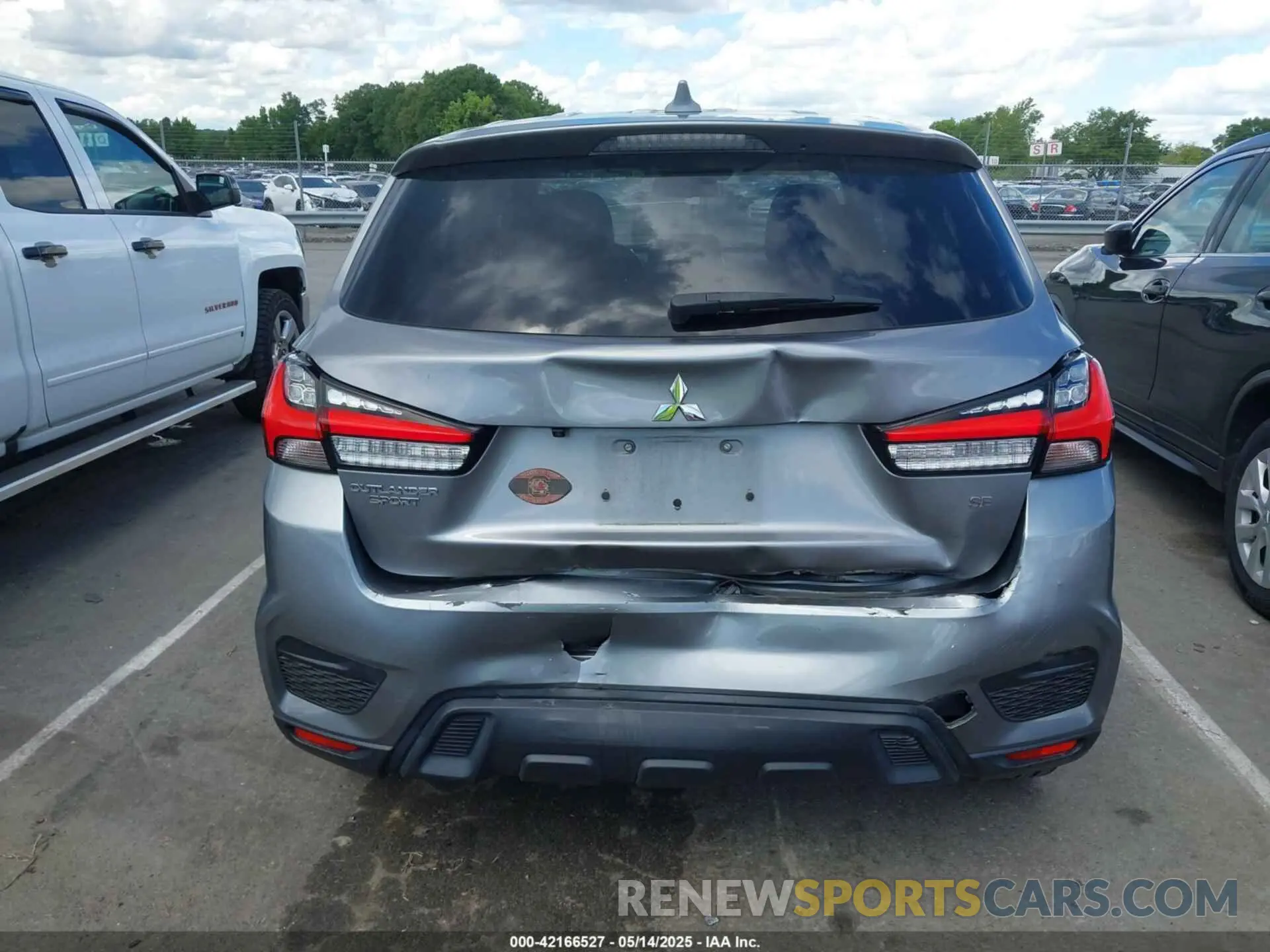 16 Photograph of a damaged car JA4APVAUXMU018576 MITSUBISHI OUTLANDER SPORT 2021