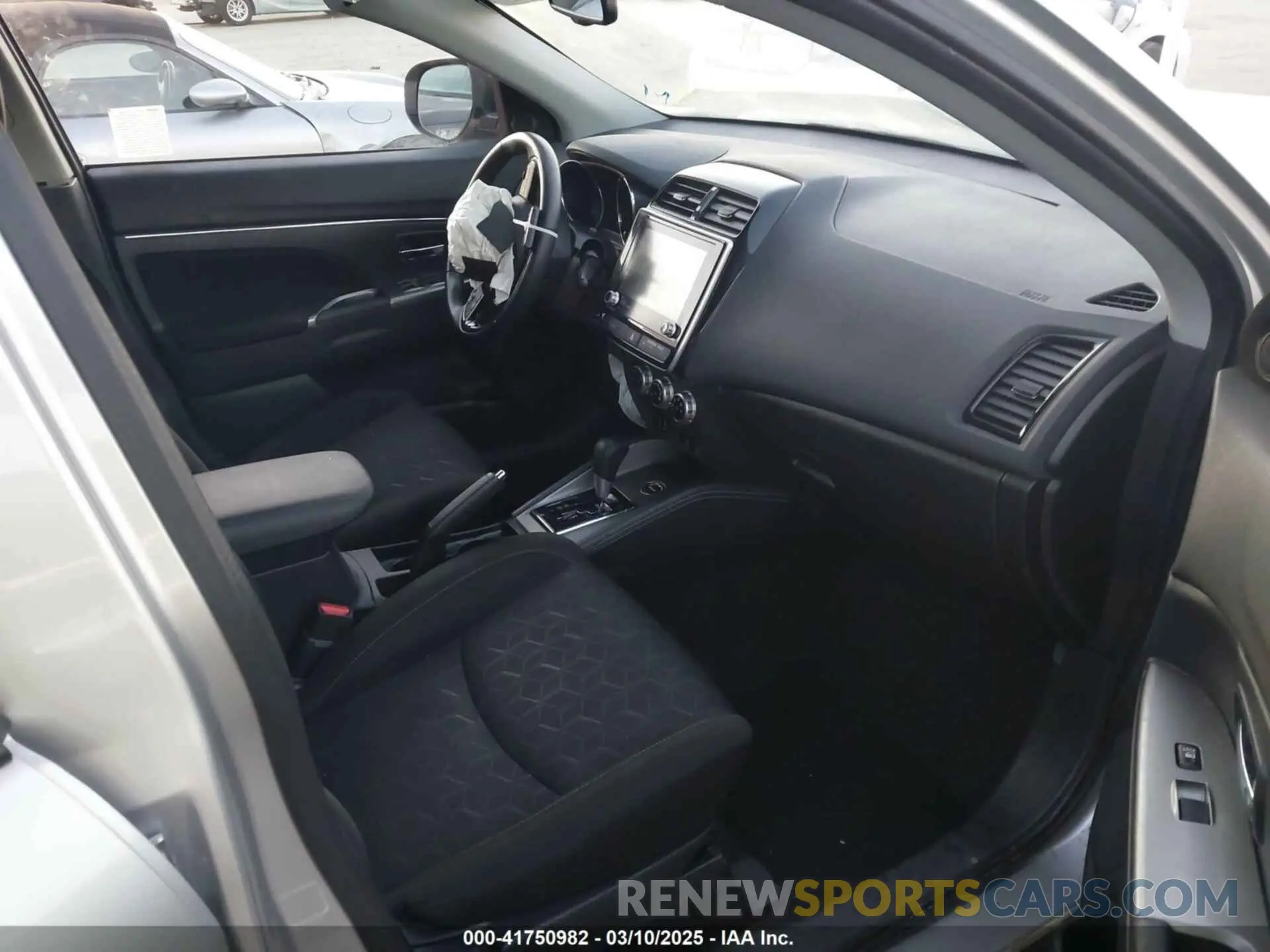 5 Photograph of a damaged car JA4ARUAU0MU032636 MITSUBISHI OUTLANDER SPORT 2021