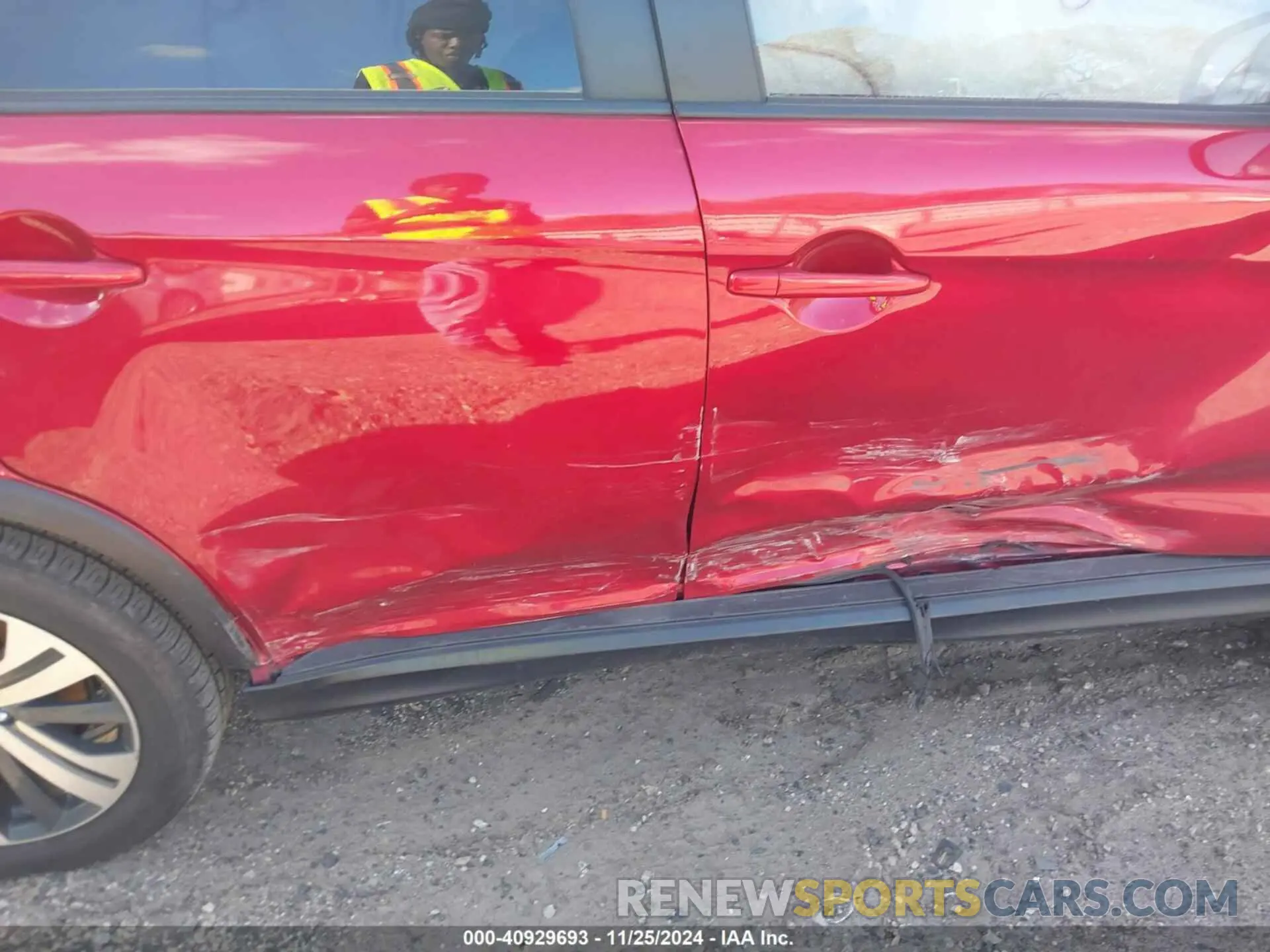 17 Photograph of a damaged car JA4ARUAU2MU020875 MITSUBISHI OUTLANDER SPORT 2021