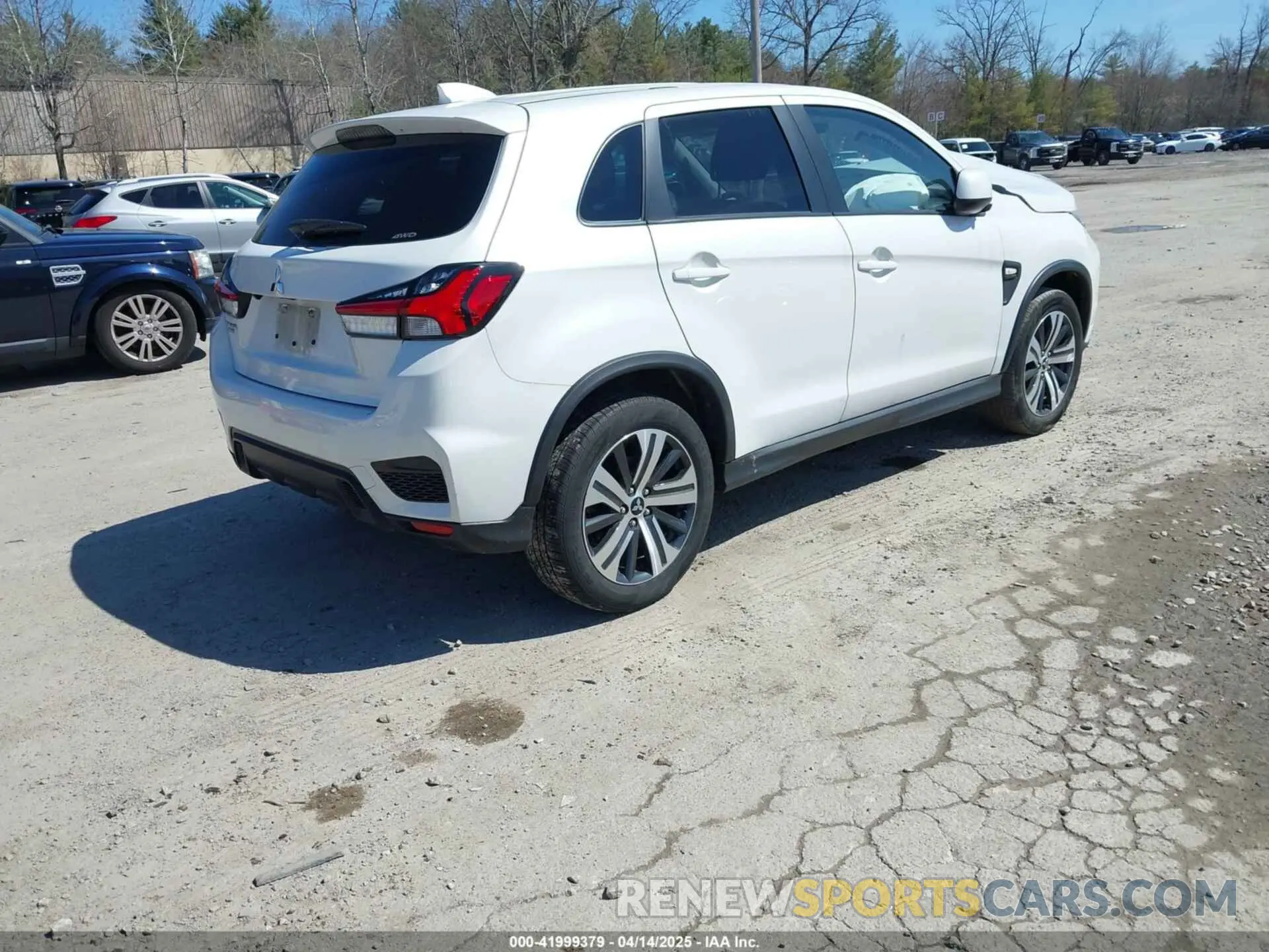 4 Photograph of a damaged car JA4ARUAU4MU001681 MITSUBISHI OUTLANDER SPORT 2021