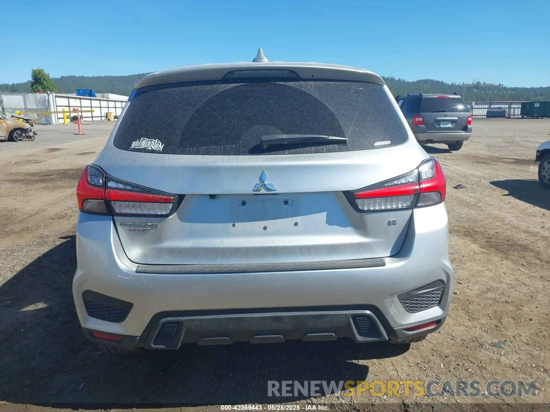 17 Photograph of a damaged car JA4ARUAU5MU014021 MITSUBISHI OUTLANDER SPORT 2021