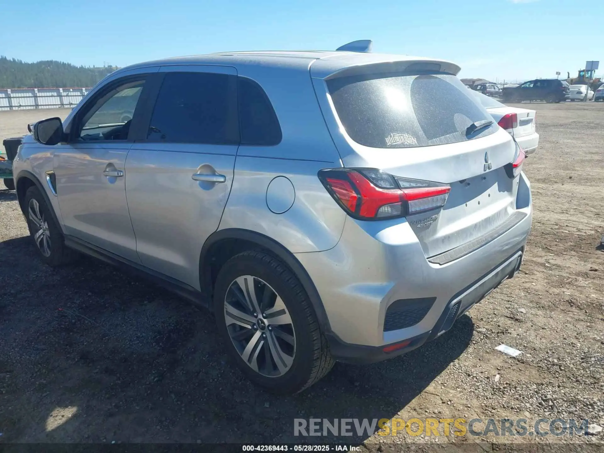 3 Photograph of a damaged car JA4ARUAU5MU014021 MITSUBISHI OUTLANDER SPORT 2021