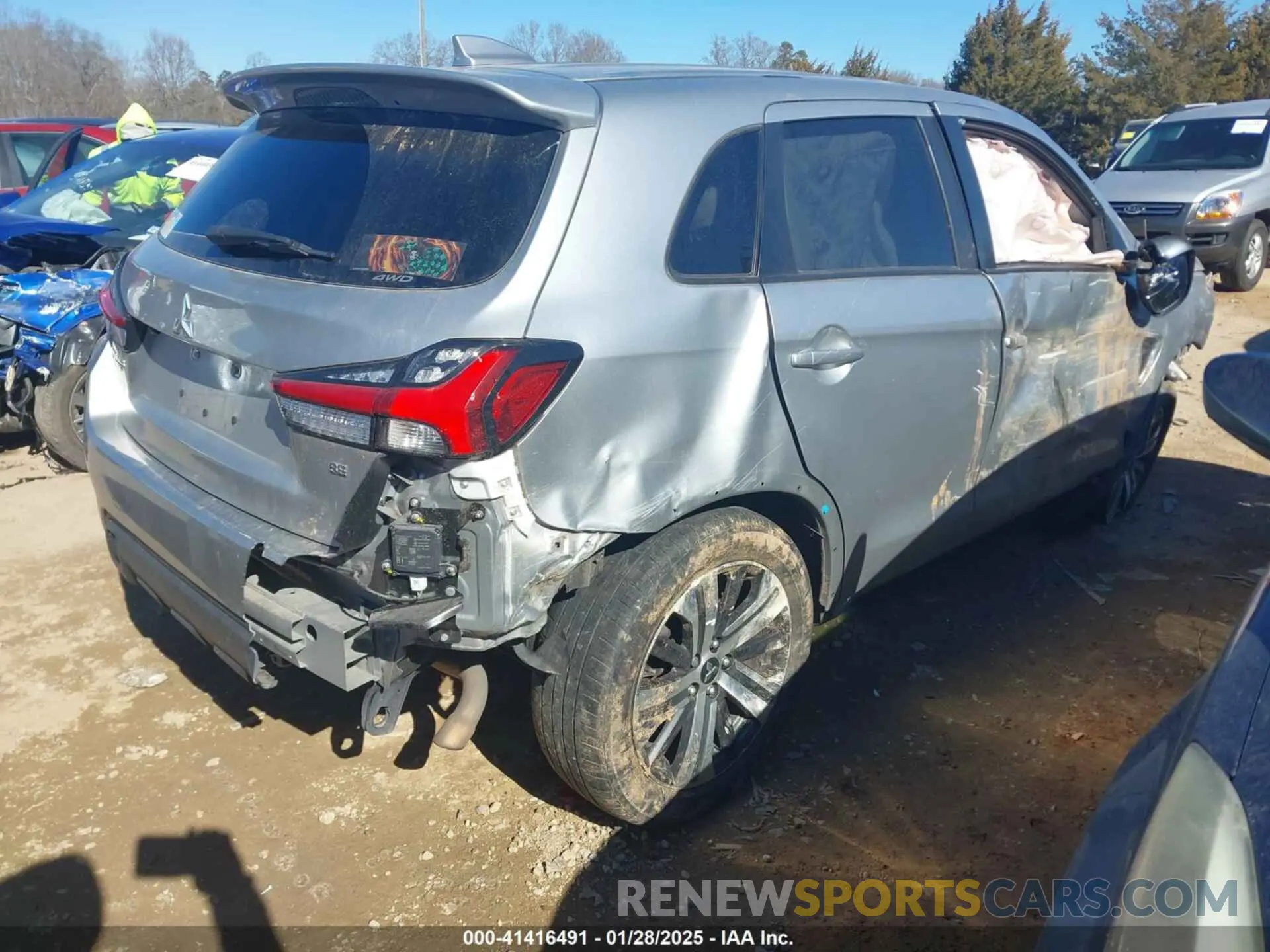 4 Photograph of a damaged car JA4ARUAU5MU031062 MITSUBISHI OUTLANDER SPORT 2021