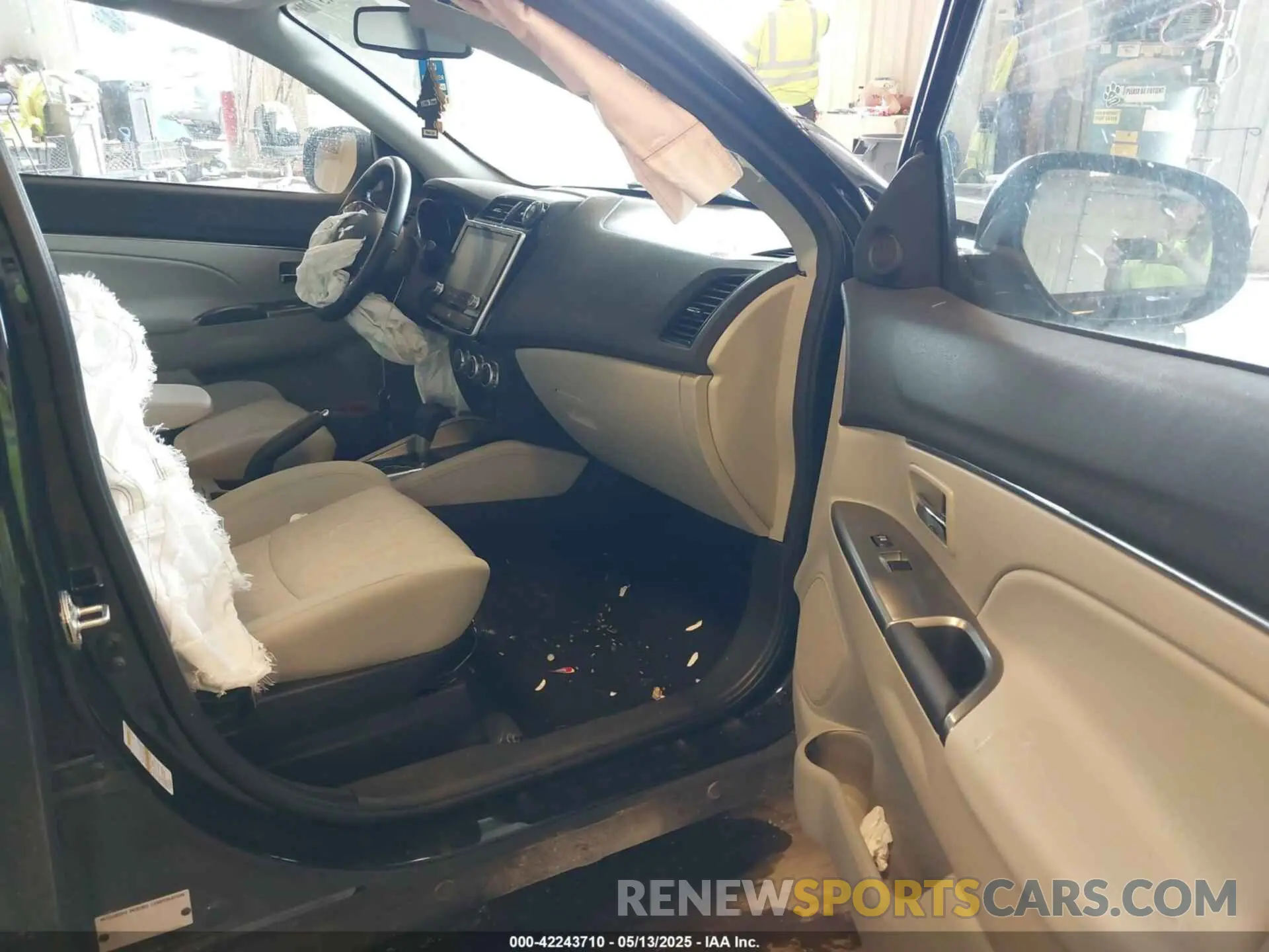 5 Photograph of a damaged car JA4ARUAU6MU011483 MITSUBISHI OUTLANDER SPORT 2021