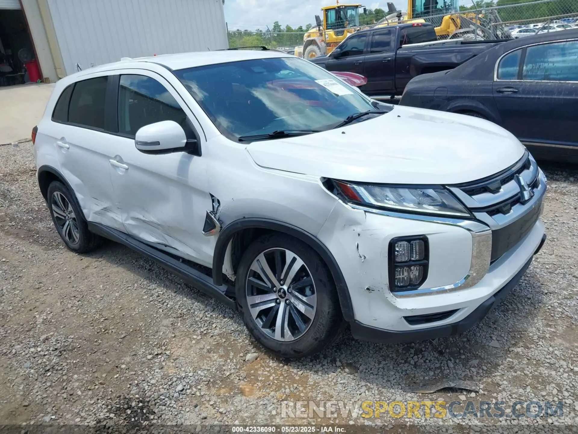 1 Photograph of a damaged car JA4ARUAUXMU019523 MITSUBISHI OUTLANDER SPORT 2021