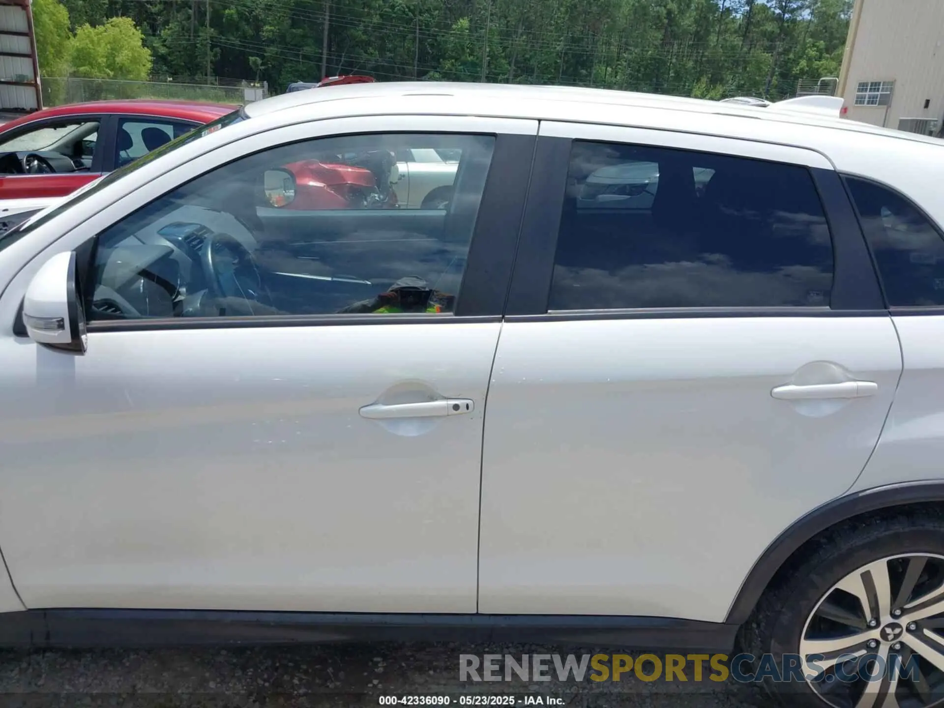 14 Photograph of a damaged car JA4ARUAUXMU019523 MITSUBISHI OUTLANDER SPORT 2021