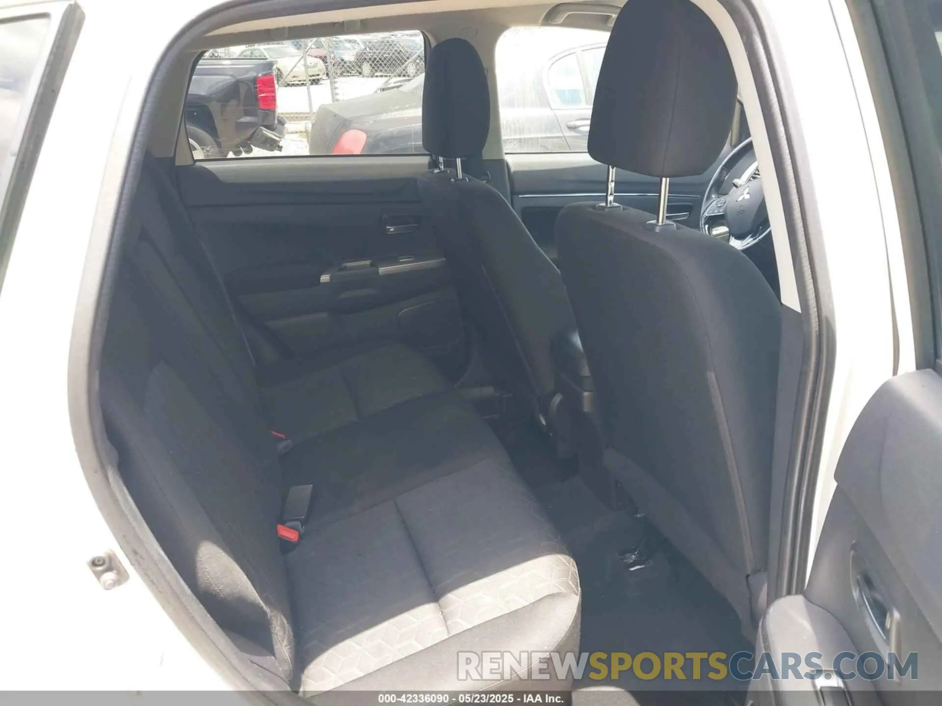 8 Photograph of a damaged car JA4ARUAUXMU019523 MITSUBISHI OUTLANDER SPORT 2021