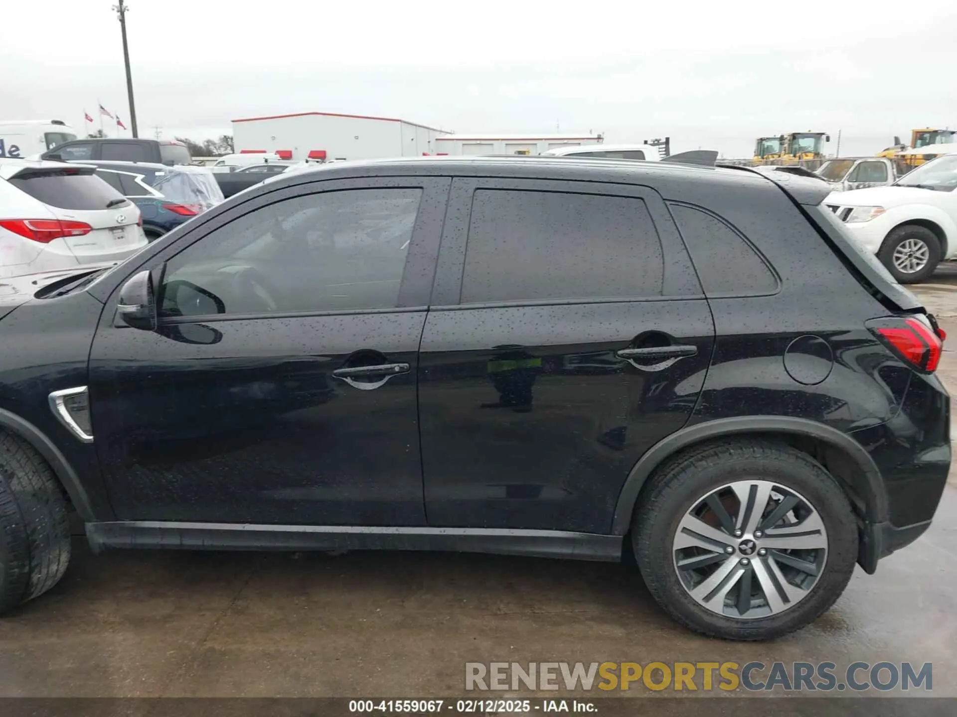 14 Photograph of a damaged car JA4ARUAUXMU030148 MITSUBISHI OUTLANDER SPORT 2021