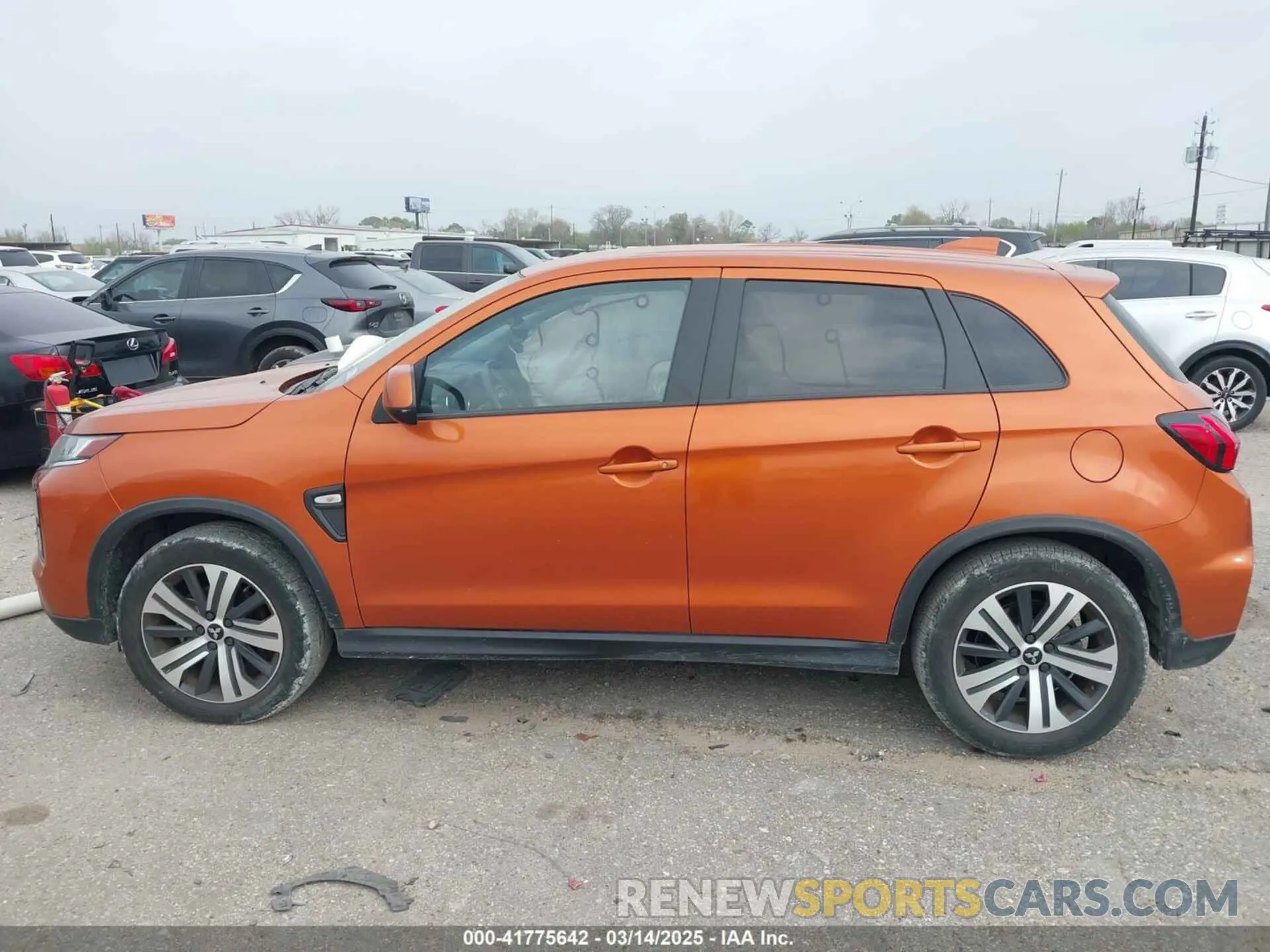 15 Photograph of a damaged car JA4APUAU1NU010474 MITSUBISHI OUTLANDER SPORT 2022