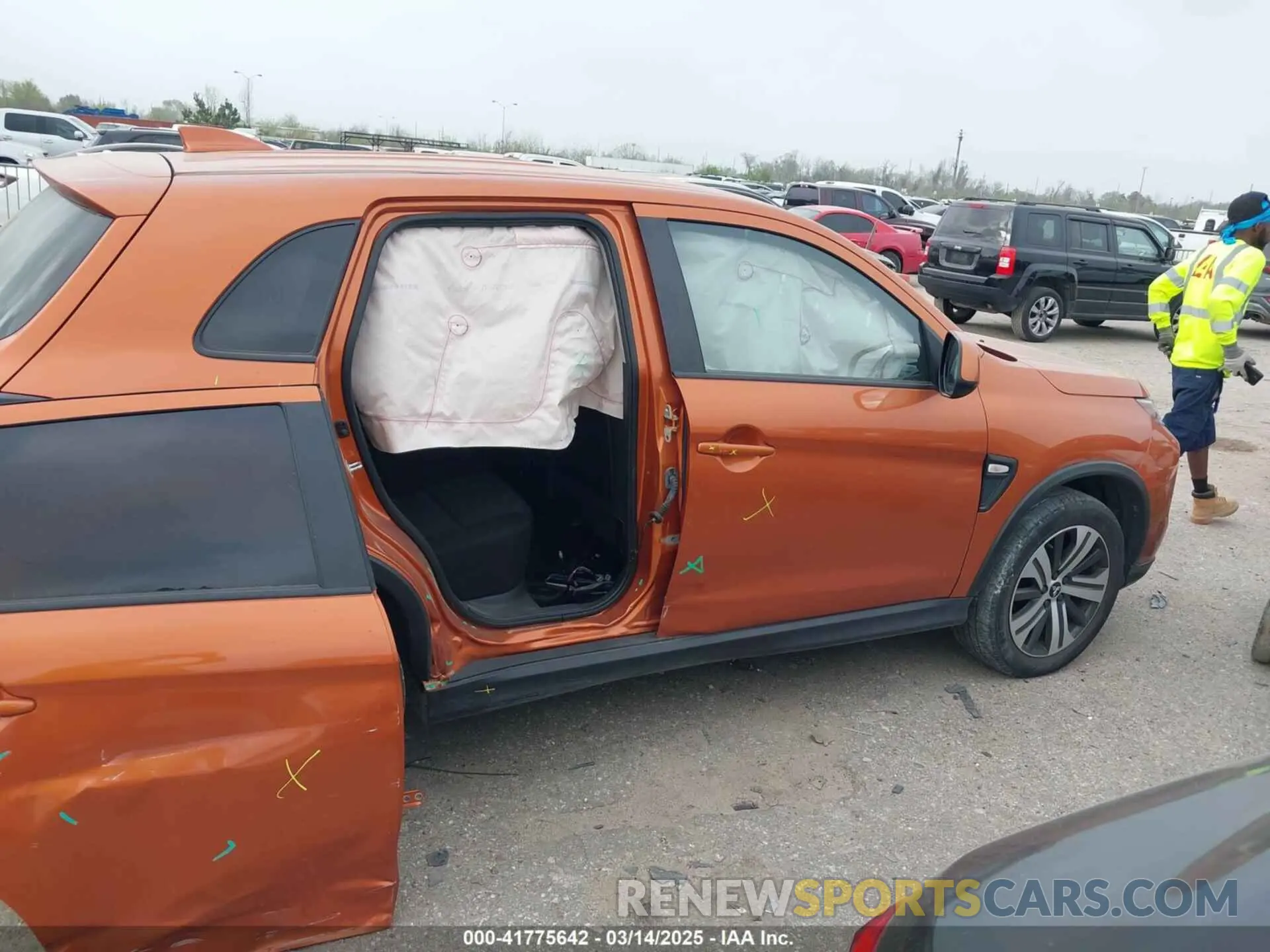 6 Photograph of a damaged car JA4APUAU1NU010474 MITSUBISHI OUTLANDER SPORT 2022