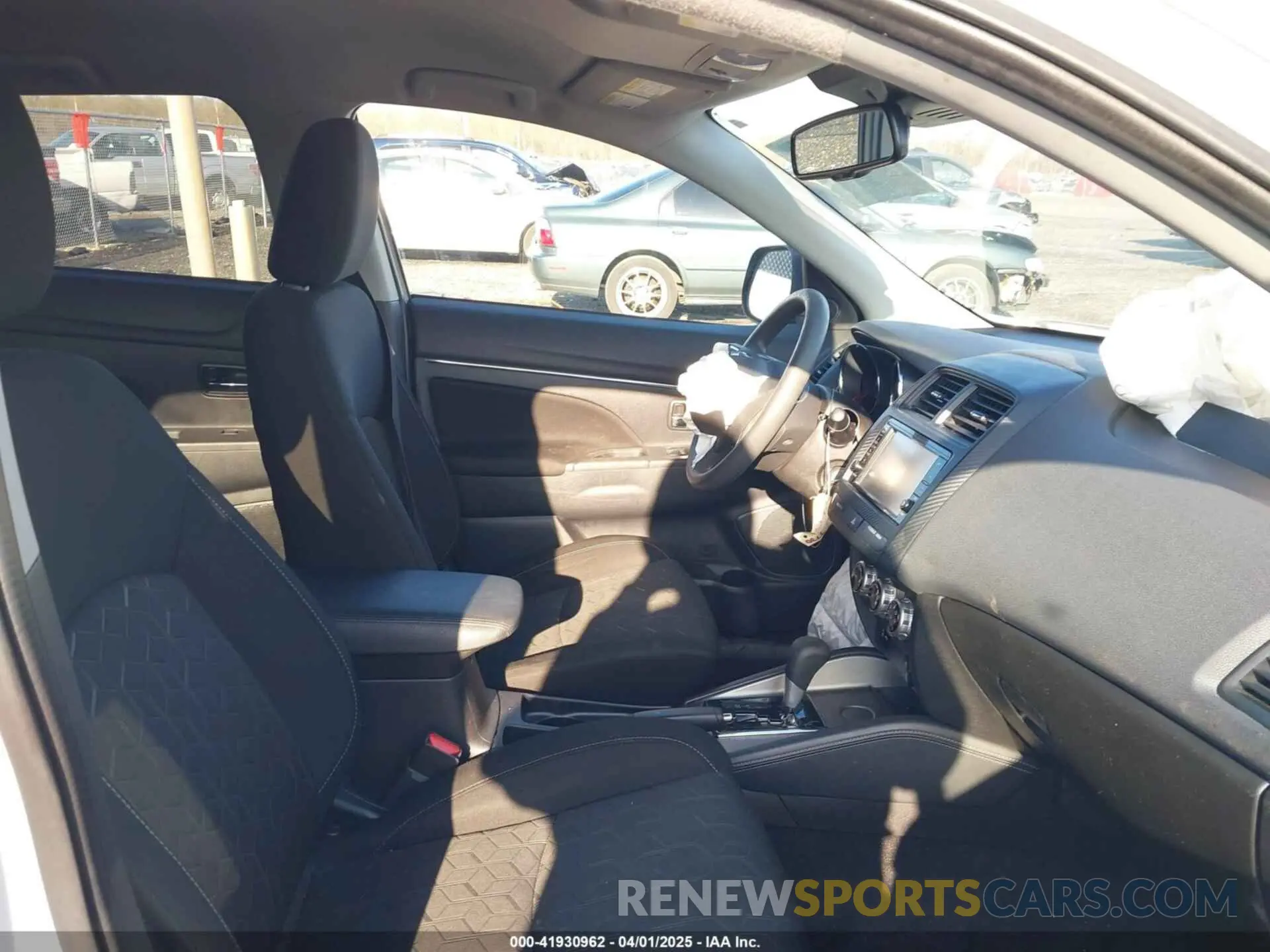 5 Photograph of a damaged car JA4APUAU4NU017368 MITSUBISHI OUTLANDER SPORT 2022