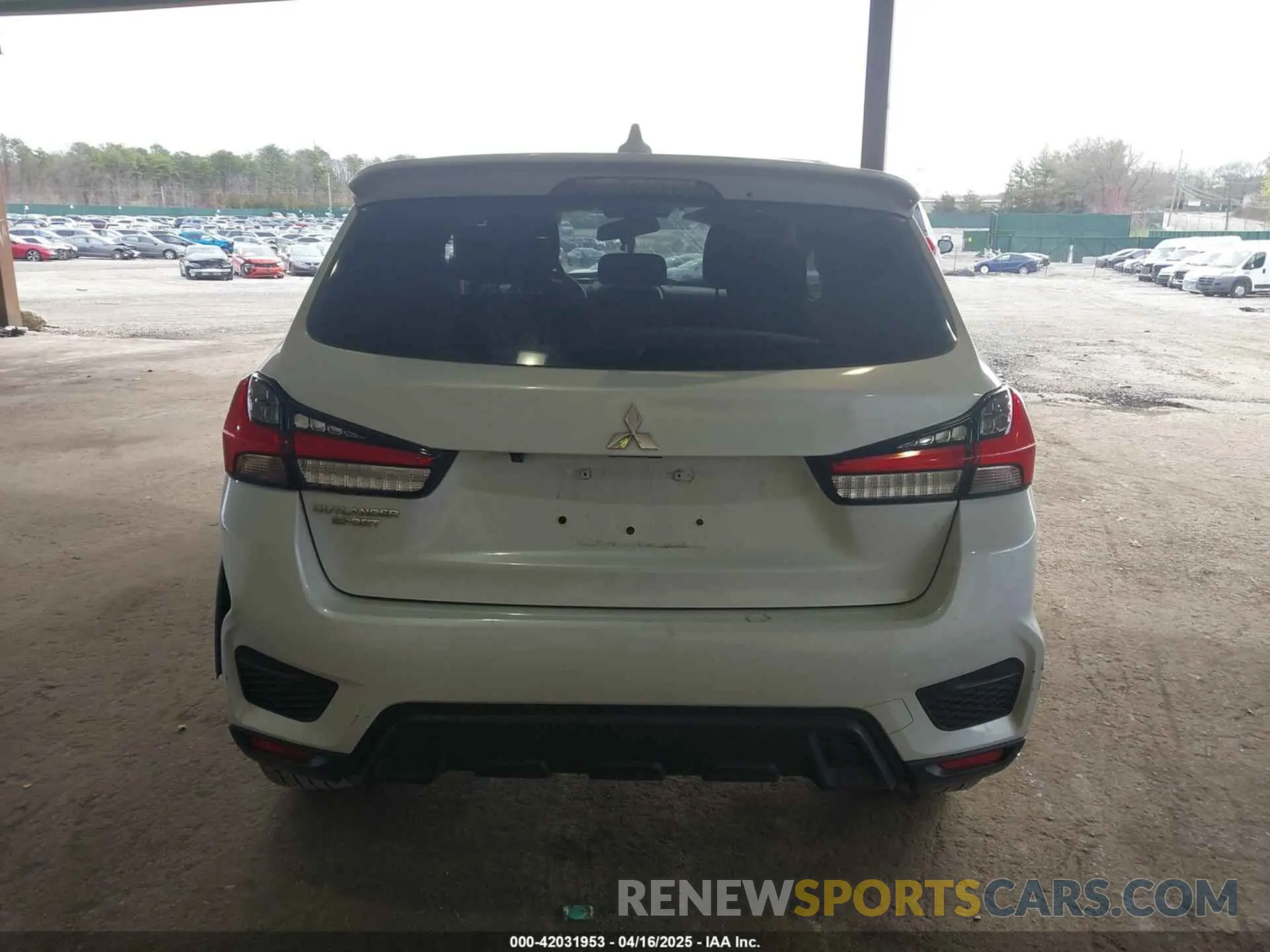 16 Photograph of a damaged car JA4APUAU9NU002722 MITSUBISHI OUTLANDER SPORT 2022