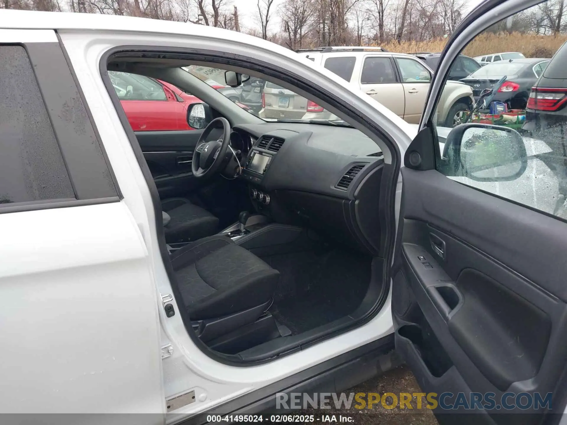 5 Photograph of a damaged car JA4APUAUXNU016760 MITSUBISHI OUTLANDER SPORT 2022