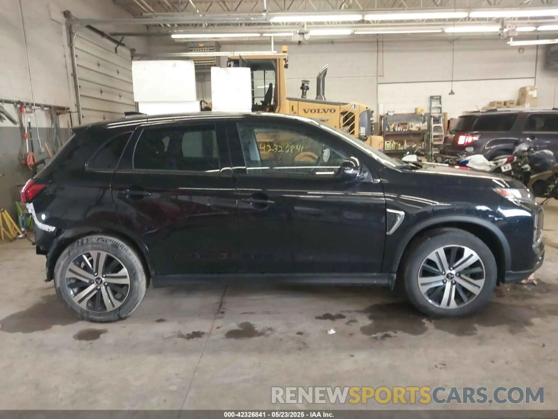 13 Photograph of a damaged car JA4APVAU9NU017355 MITSUBISHI OUTLANDER SPORT 2022