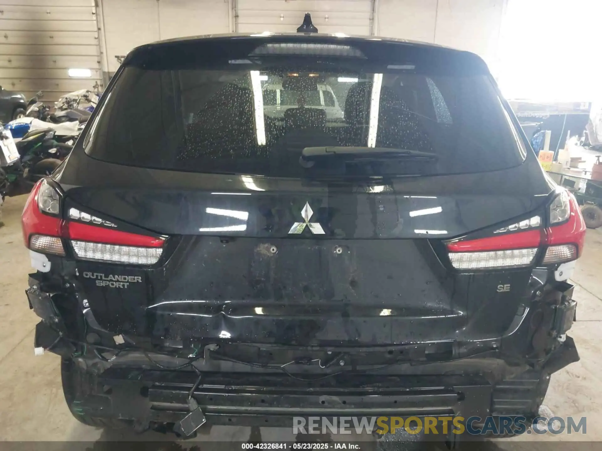 16 Photograph of a damaged car JA4APVAU9NU017355 MITSUBISHI OUTLANDER SPORT 2022