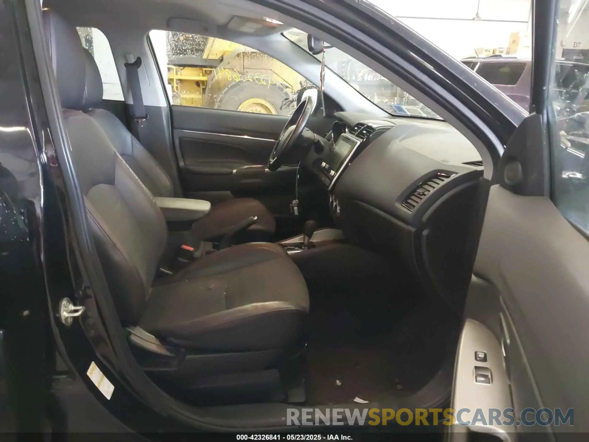 5 Photograph of a damaged car JA4APVAU9NU017355 MITSUBISHI OUTLANDER SPORT 2022