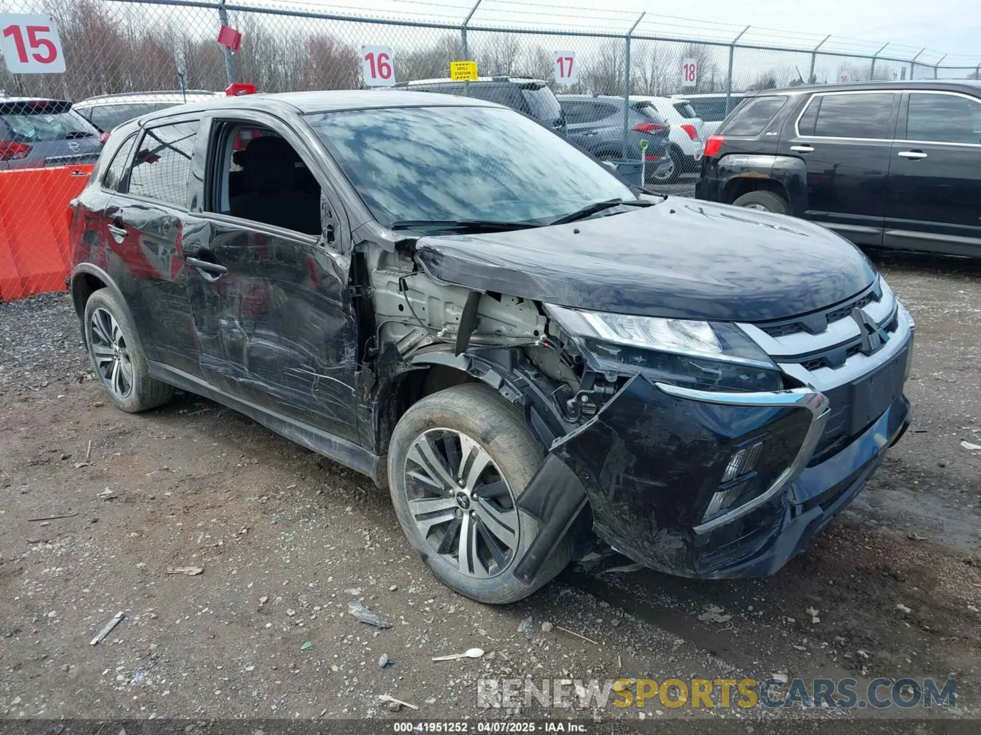 1 Photograph of a damaged car JA4ARUAU2NU006511 MITSUBISHI OUTLANDER SPORT 2022