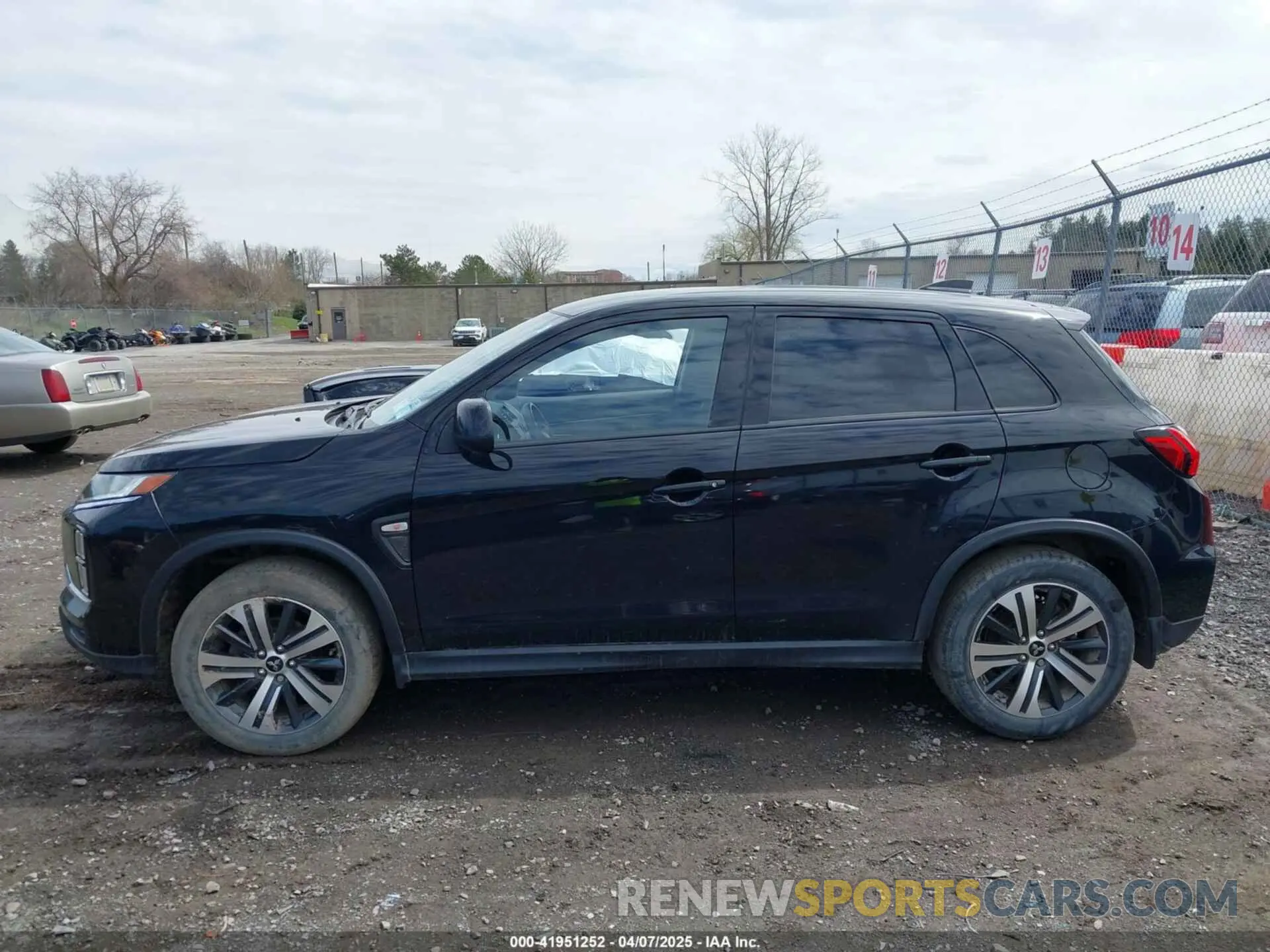 14 Photograph of a damaged car JA4ARUAU2NU006511 MITSUBISHI OUTLANDER SPORT 2022