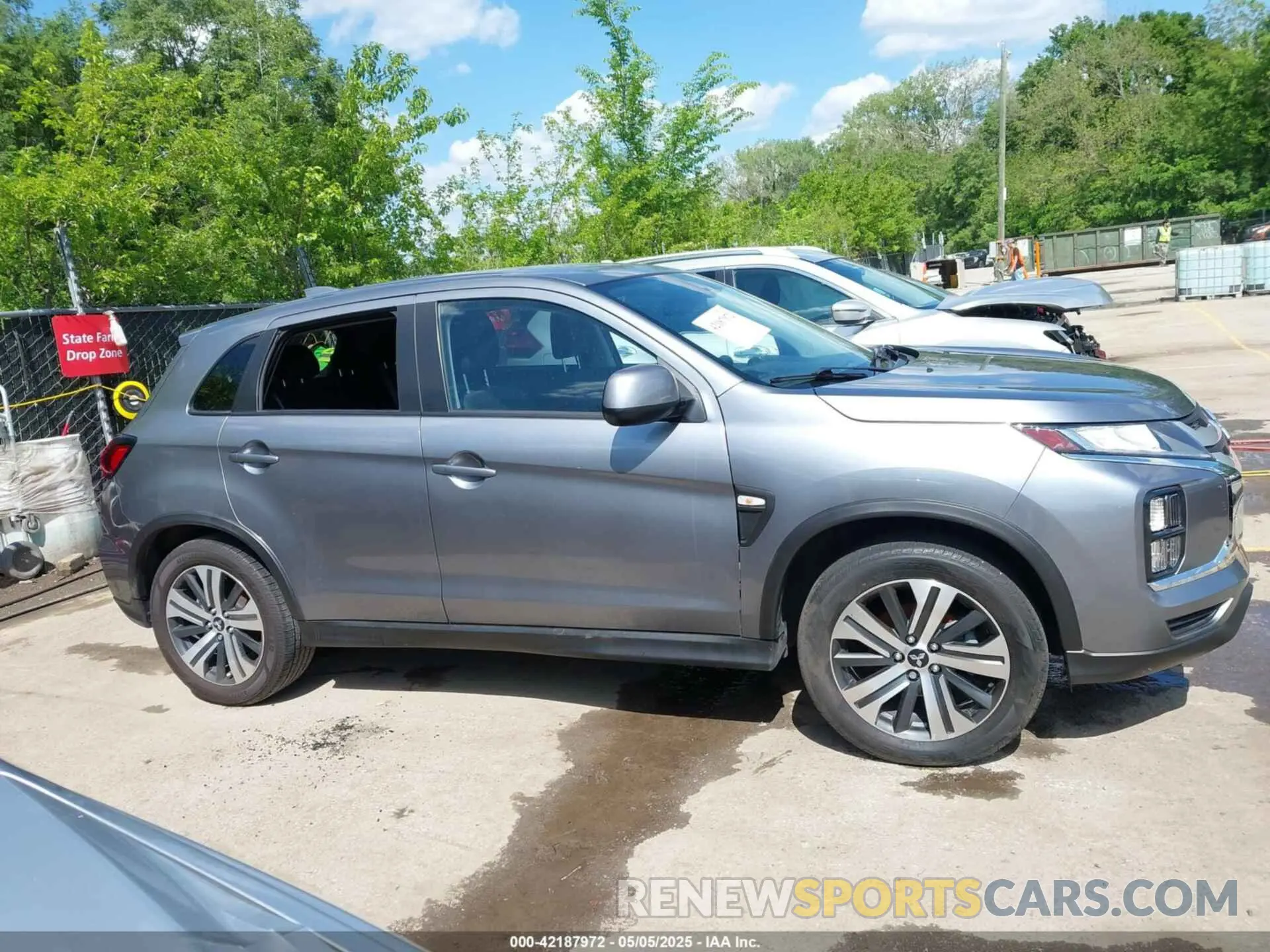 12 Photograph of a damaged car JA4ARUAU2NU019775 MITSUBISHI OUTLANDER SPORT 2022