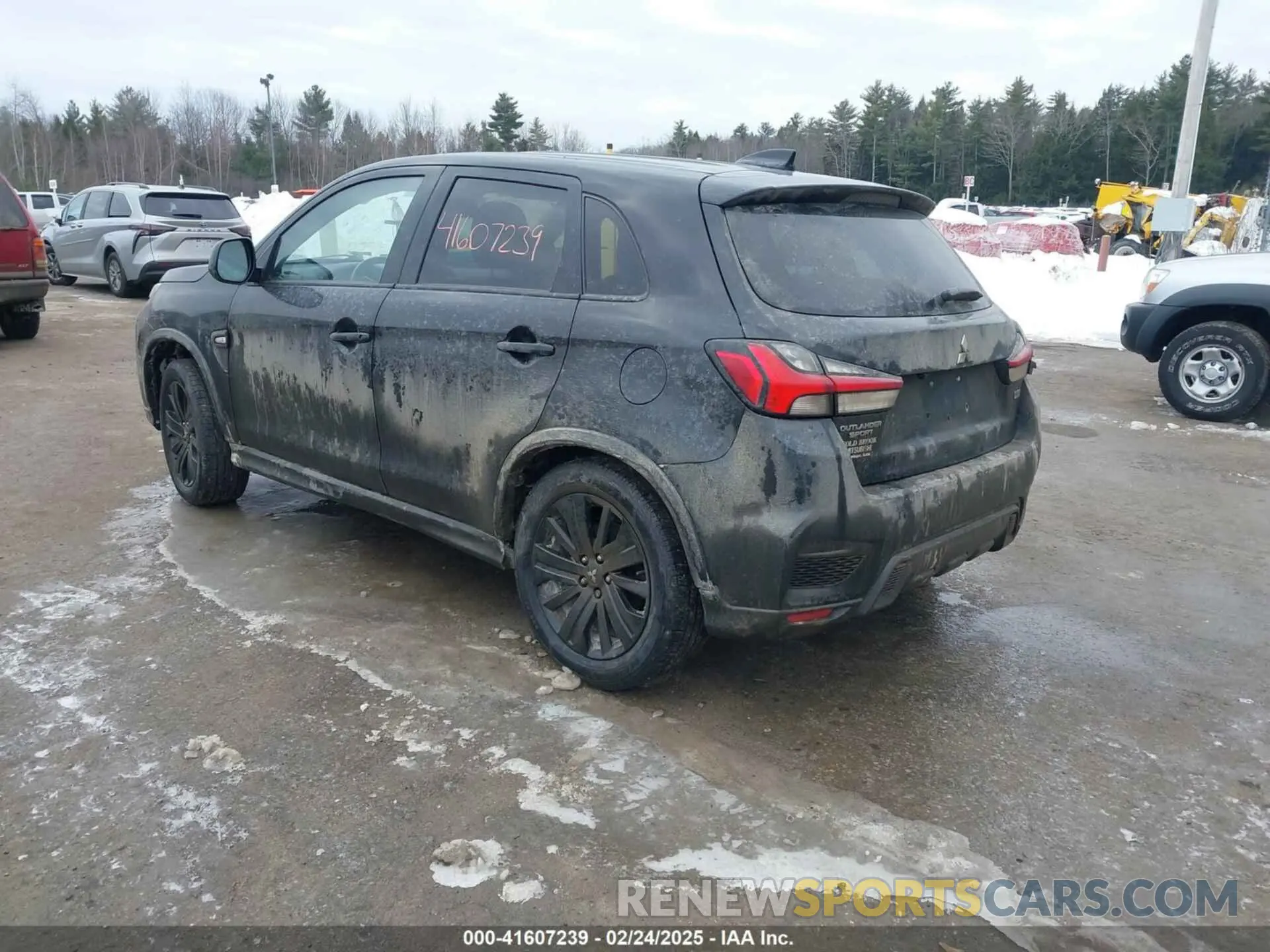 3 Photograph of a damaged car JA4ARUAU6NU011016 MITSUBISHI OUTLANDER SPORT 2022