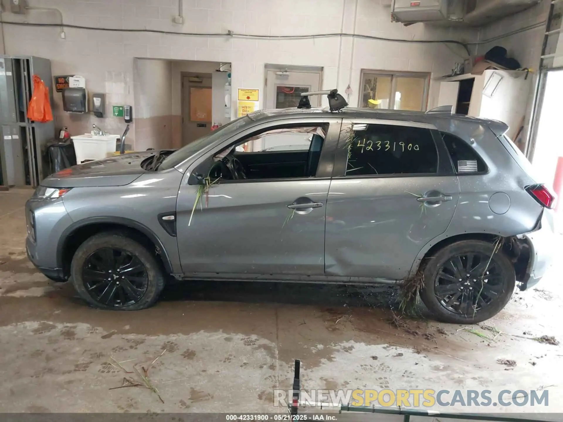 14 Photograph of a damaged car JA4ARUAU6NU017821 MITSUBISHI OUTLANDER SPORT 2022