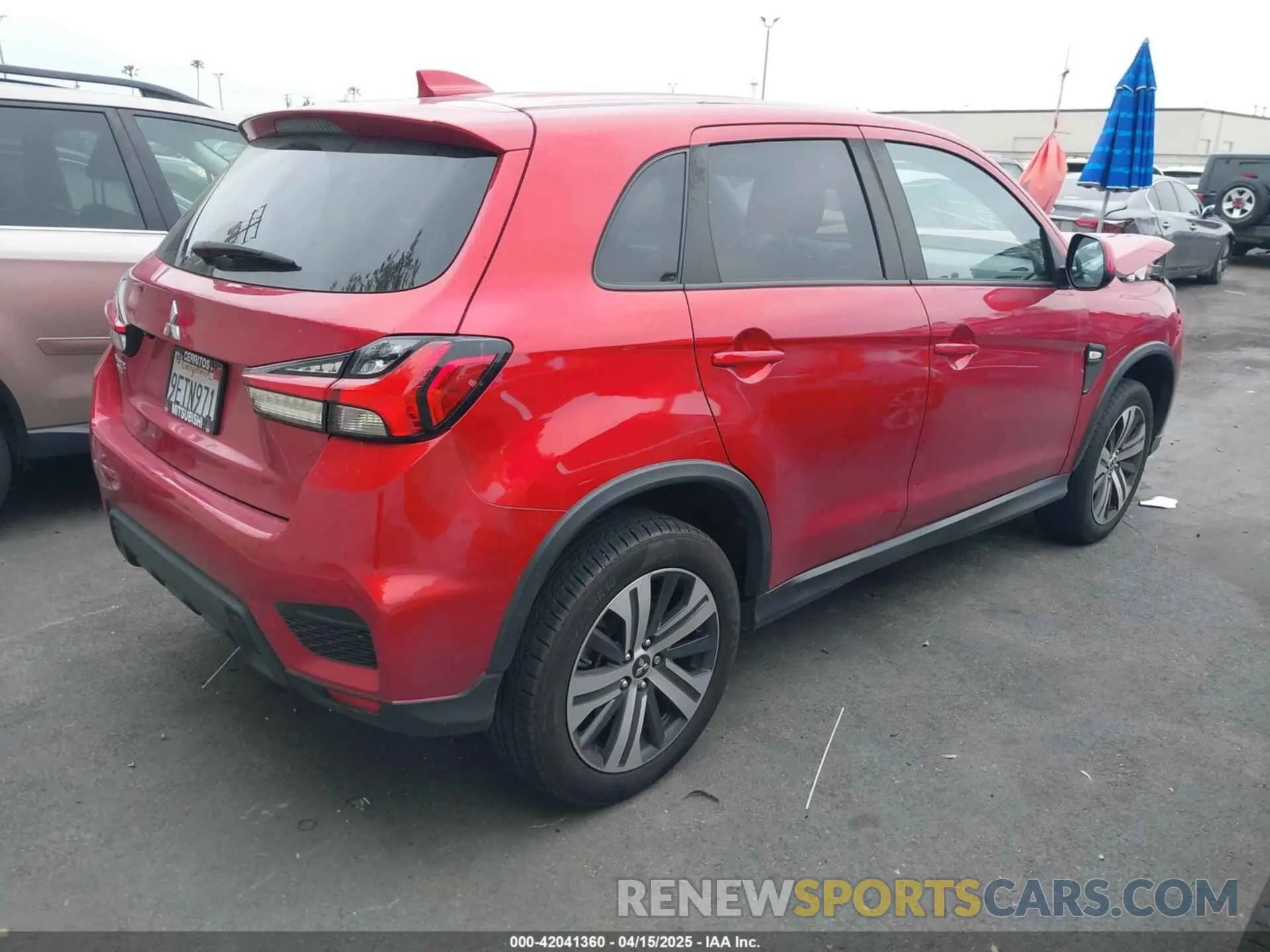 4 Photograph of a damaged car JA4ARUAU6NU021609 MITSUBISHI OUTLANDER SPORT 2022