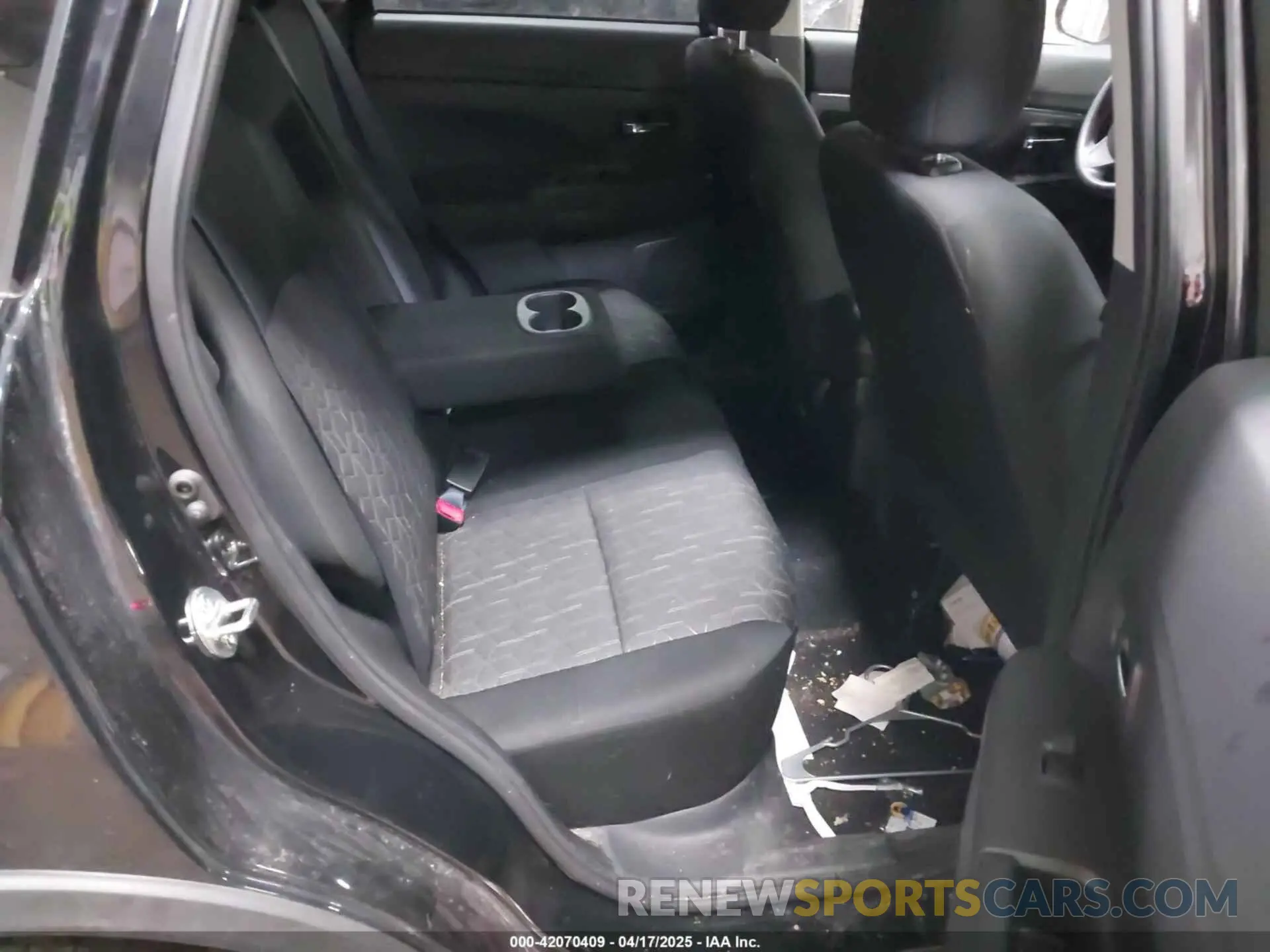 8 Photograph of a damaged car JA4ARUAU9NU017604 MITSUBISHI OUTLANDER SPORT 2022