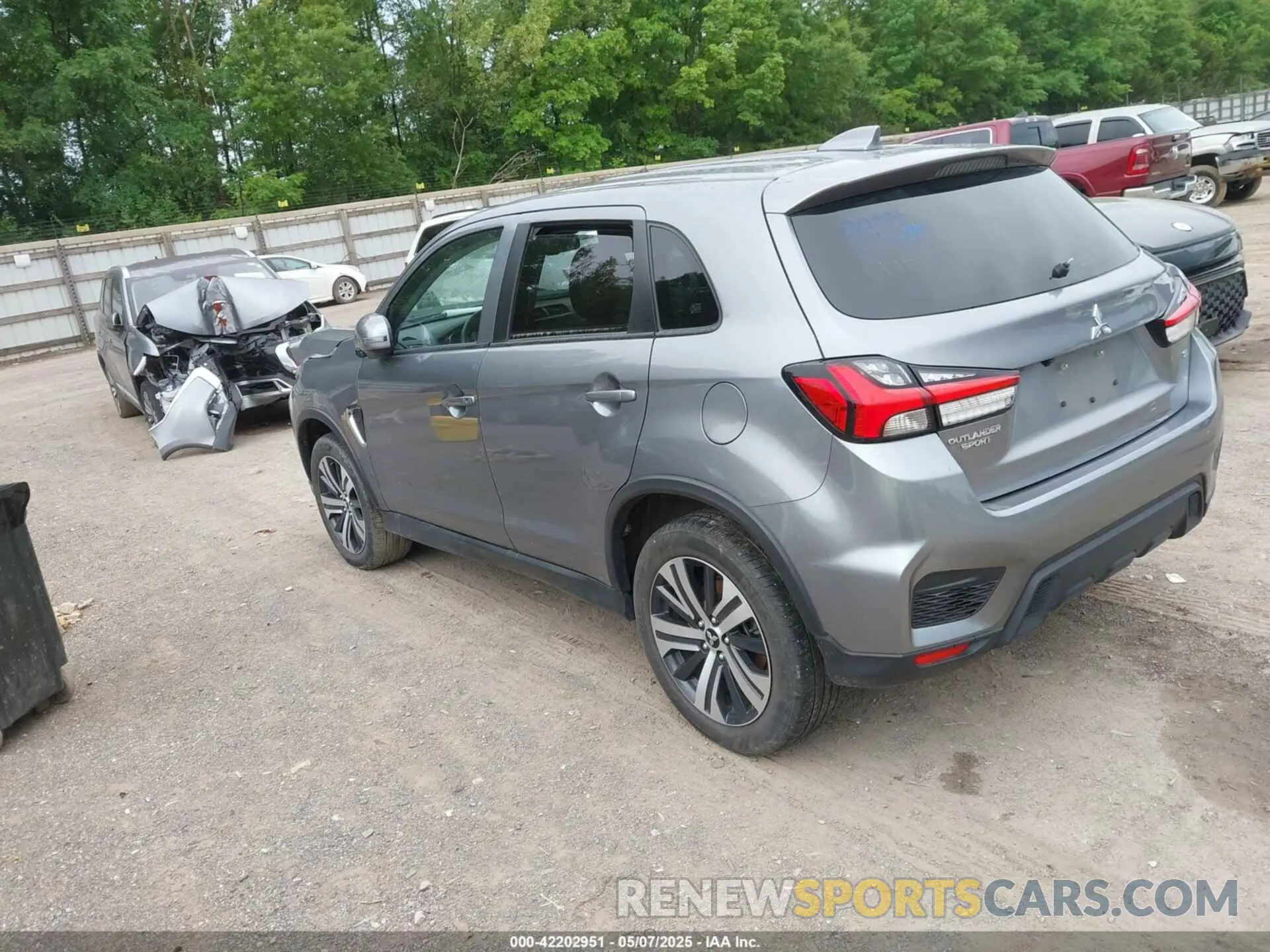 3 Photograph of a damaged car JA4ARUAU1PU004915 MITSUBISHI OUTLANDER SPORT 2023