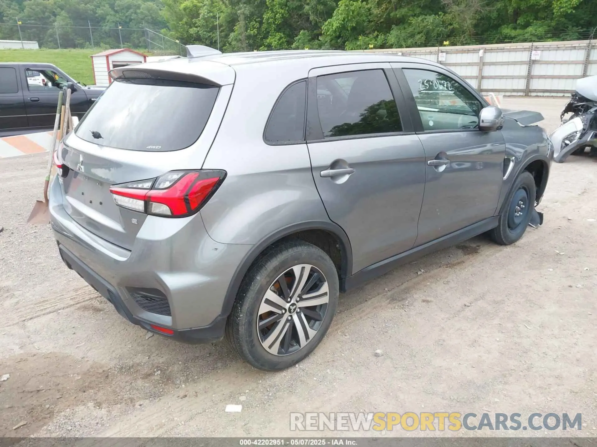 4 Photograph of a damaged car JA4ARUAU1PU004915 MITSUBISHI OUTLANDER SPORT 2023