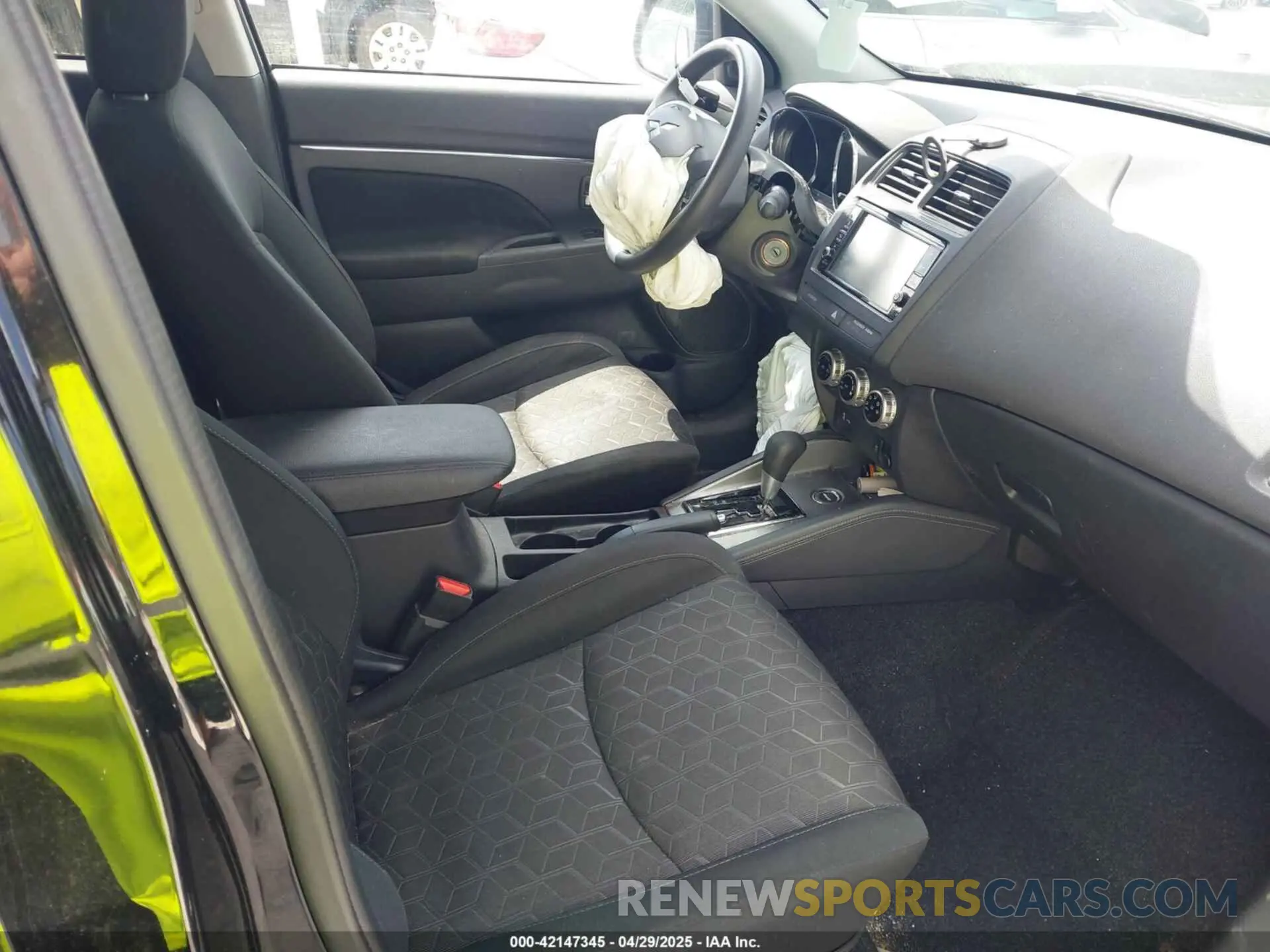 5 Photograph of a damaged car JA4ARUAU2PU014515 MITSUBISHI OUTLANDER SPORT 2023