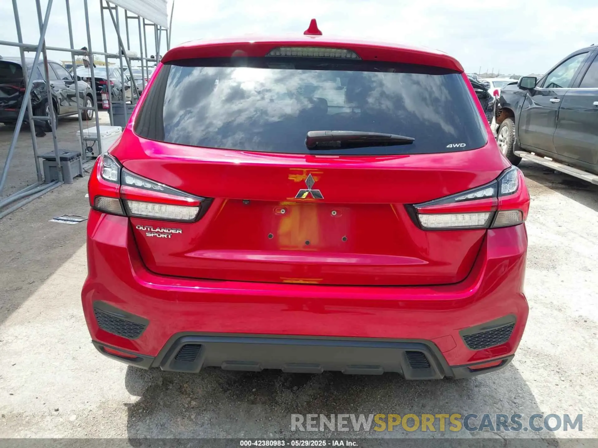 16 Photograph of a damaged car JA4ARUAU4PU003502 MITSUBISHI OUTLANDER SPORT 2023