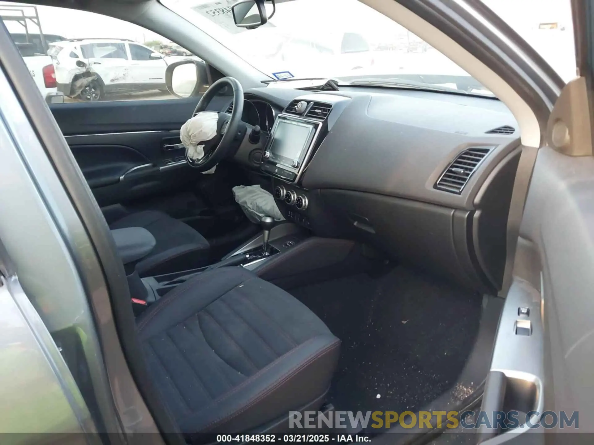 5 Photograph of a damaged car JA4ARUAU4PU015407 MITSUBISHI OUTLANDER SPORT 2023