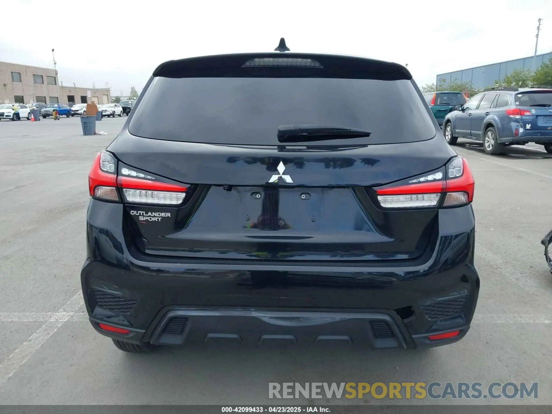17 Photograph of a damaged car JA4ARUAU7PU010492 MITSUBISHI OUTLANDER SPORT 2023