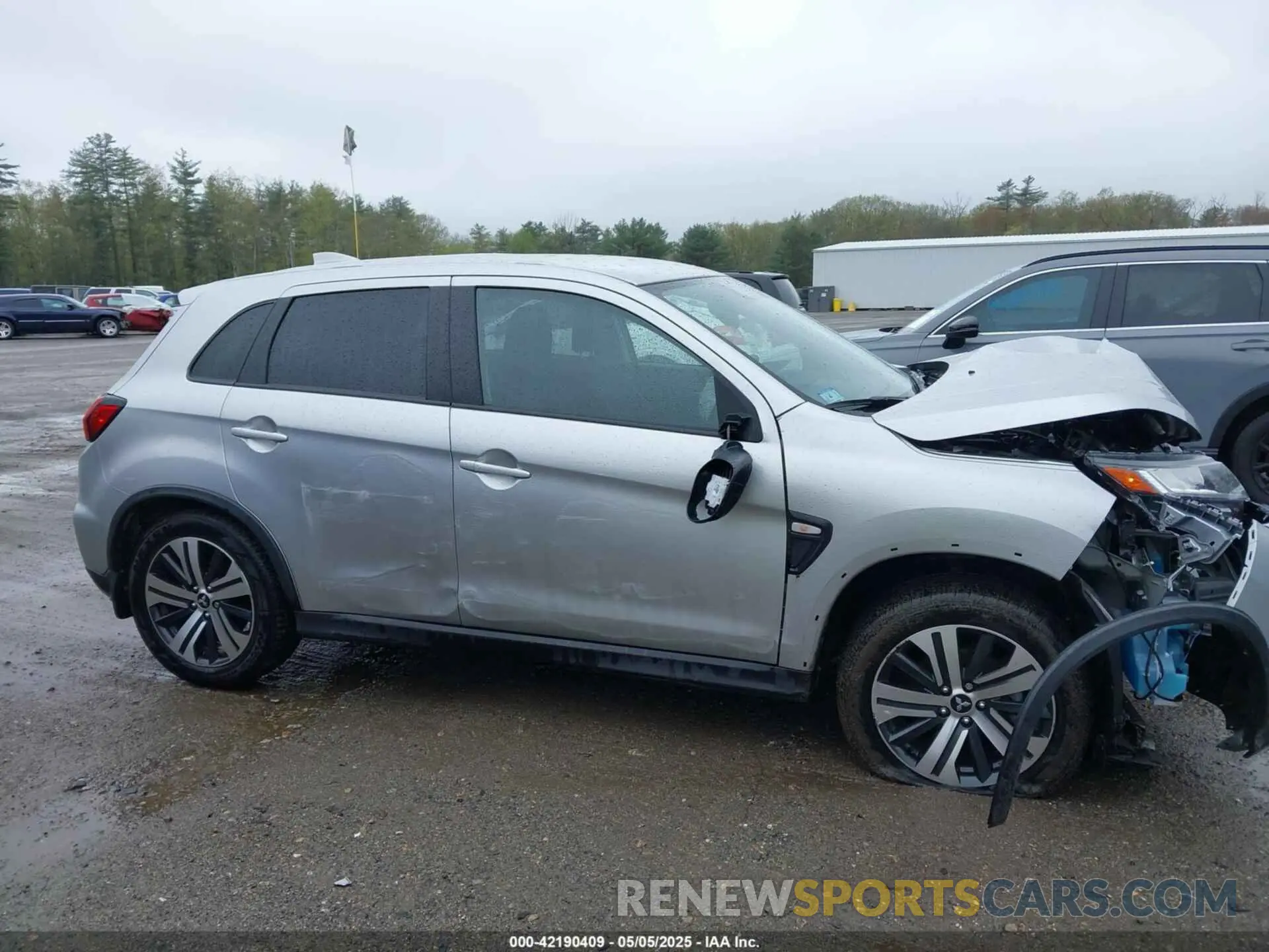 14 Photograph of a damaged car JA4ARUAU8PU002904 MITSUBISHI OUTLANDER SPORT 2023