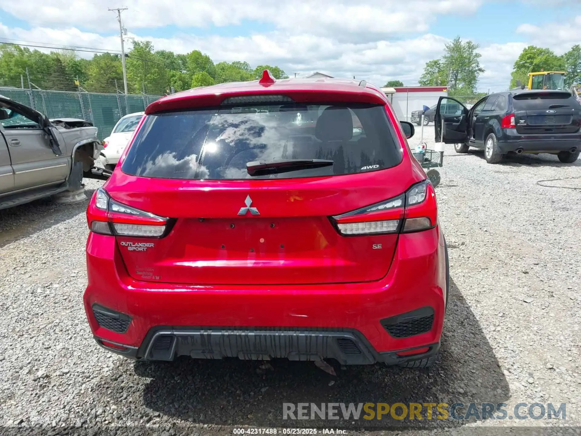 16 Photograph of a damaged car JA4ARUAU8PU015524 MITSUBISHI OUTLANDER SPORT 2023