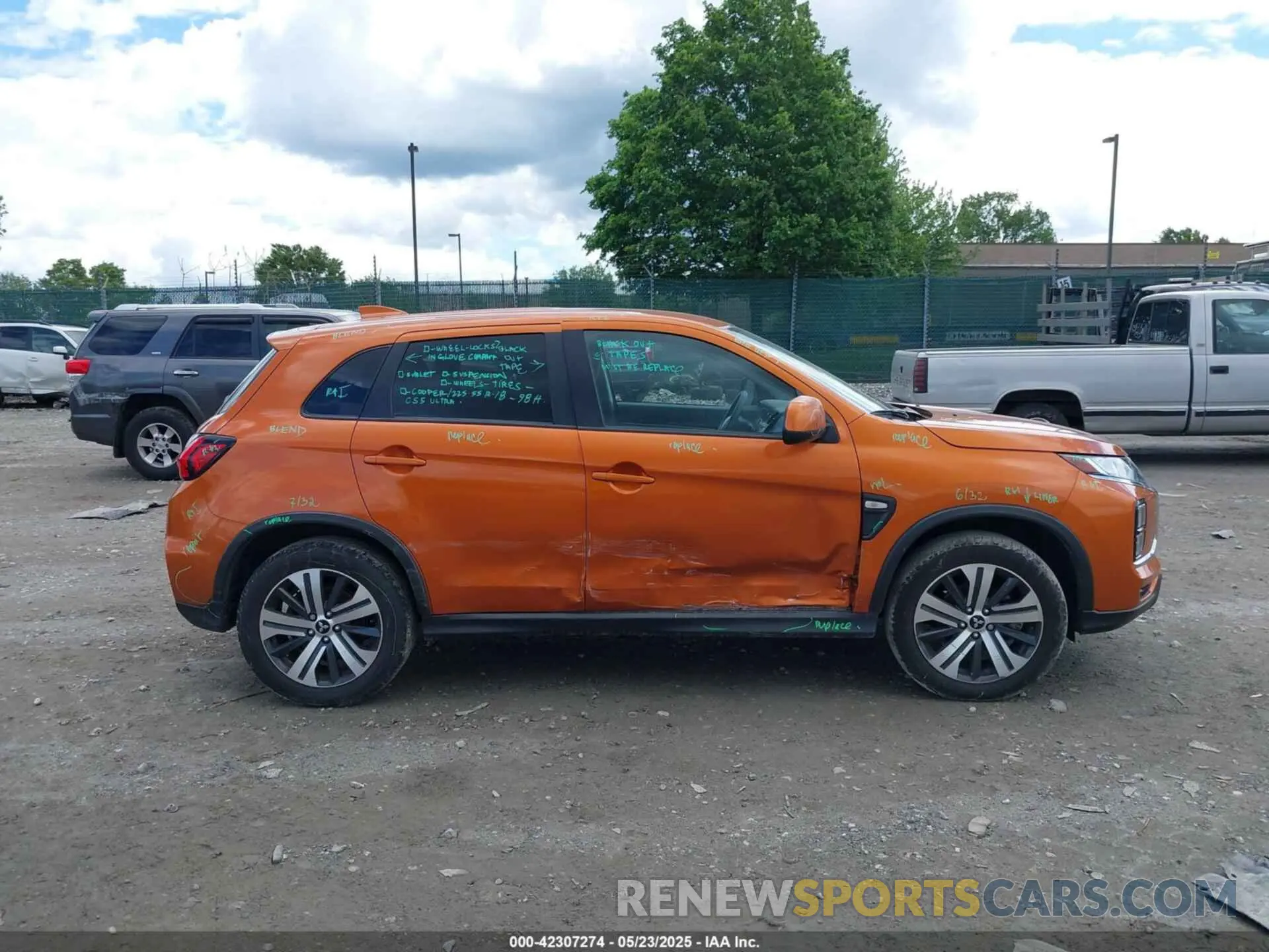13 Photograph of a damaged car JA4ARUAU0RU000616 MITSUBISHI OUTLANDER SPORT 2024