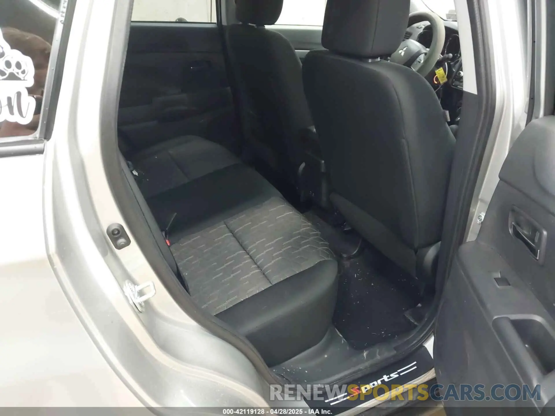 8 Photograph of a damaged car JA4ARUAU0RU018078 MITSUBISHI OUTLANDER SPORT 2024
