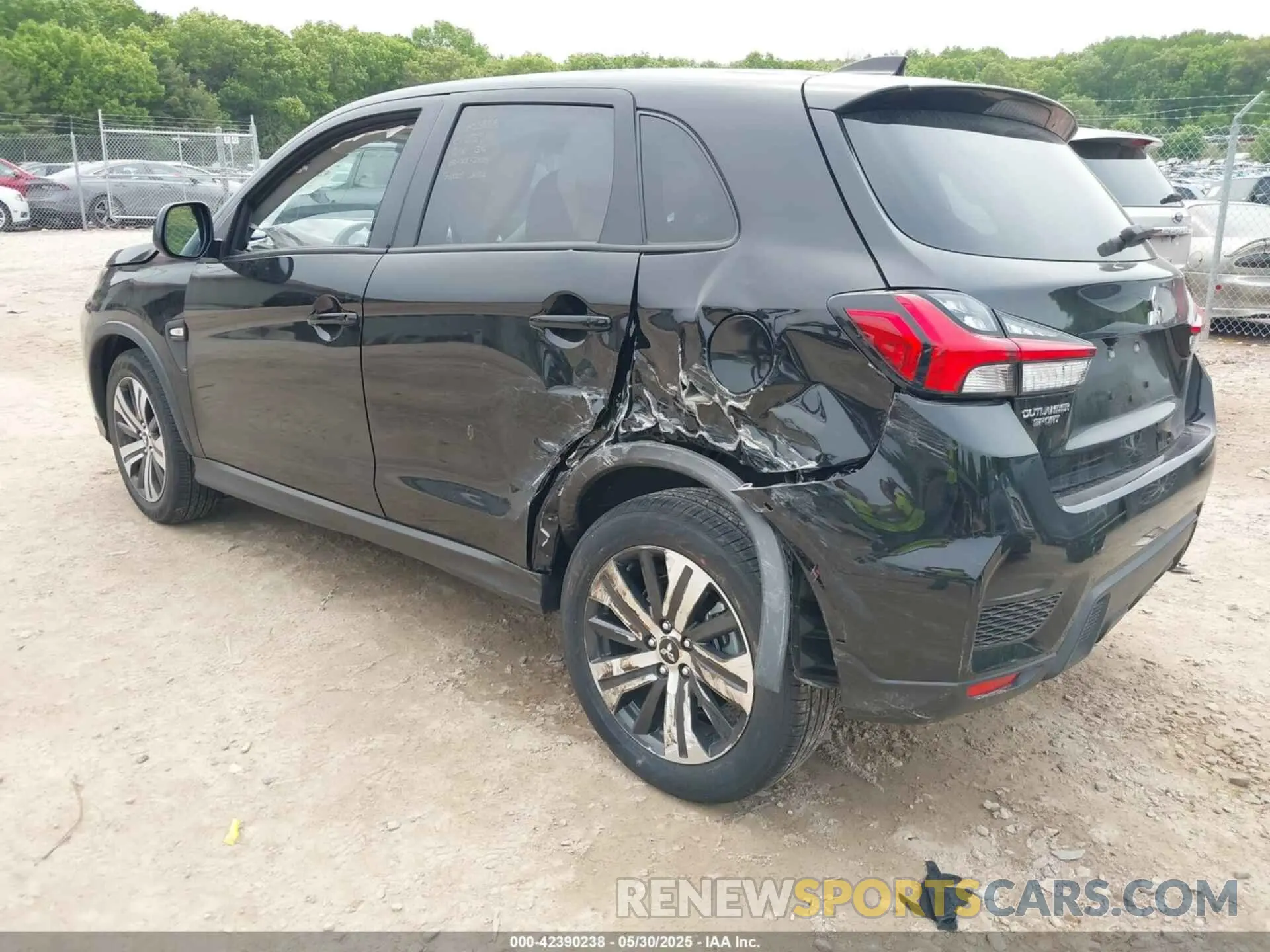 3 Photograph of a damaged car JA4ARUAU0RU023555 MITSUBISHI OUTLANDER SPORT 2024