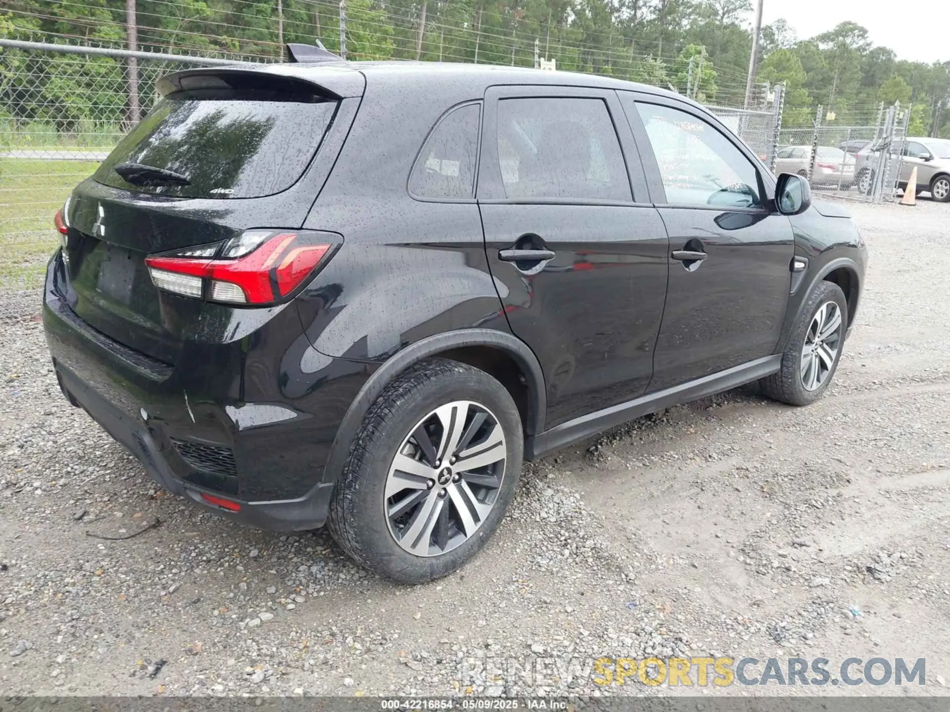 4 Photograph of a damaged car JA4ARUAU1RU007042 MITSUBISHI OUTLANDER SPORT 2024