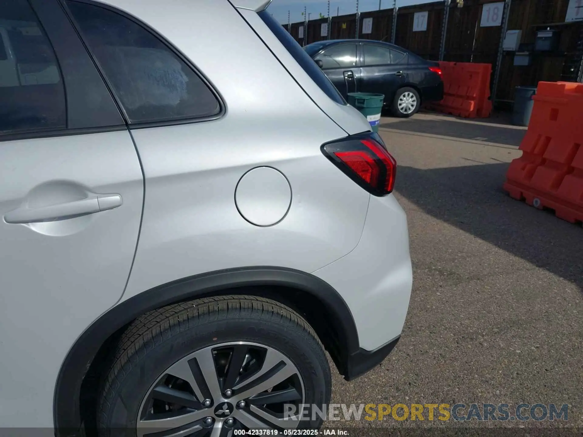 6 Photograph of a damaged car JA4ARUAU3RU018351 MITSUBISHI OUTLANDER SPORT 2024